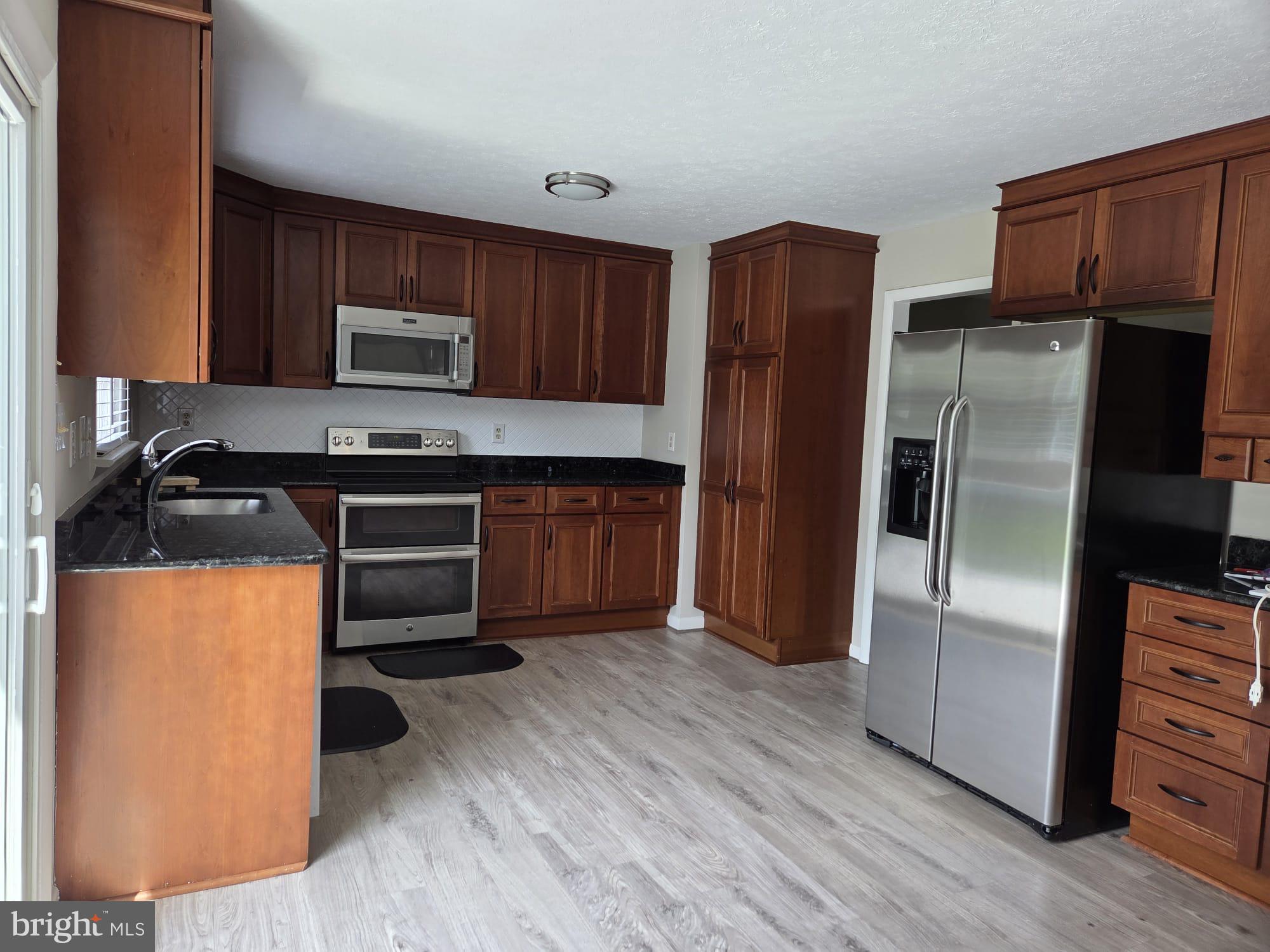 MACRIDGE ESTATES - Residential