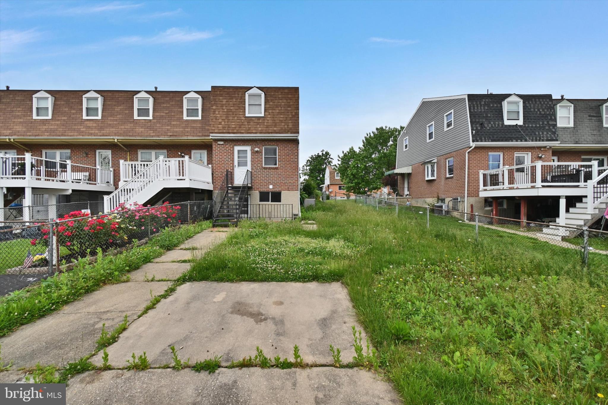 MIDDLE RIVER - Residential