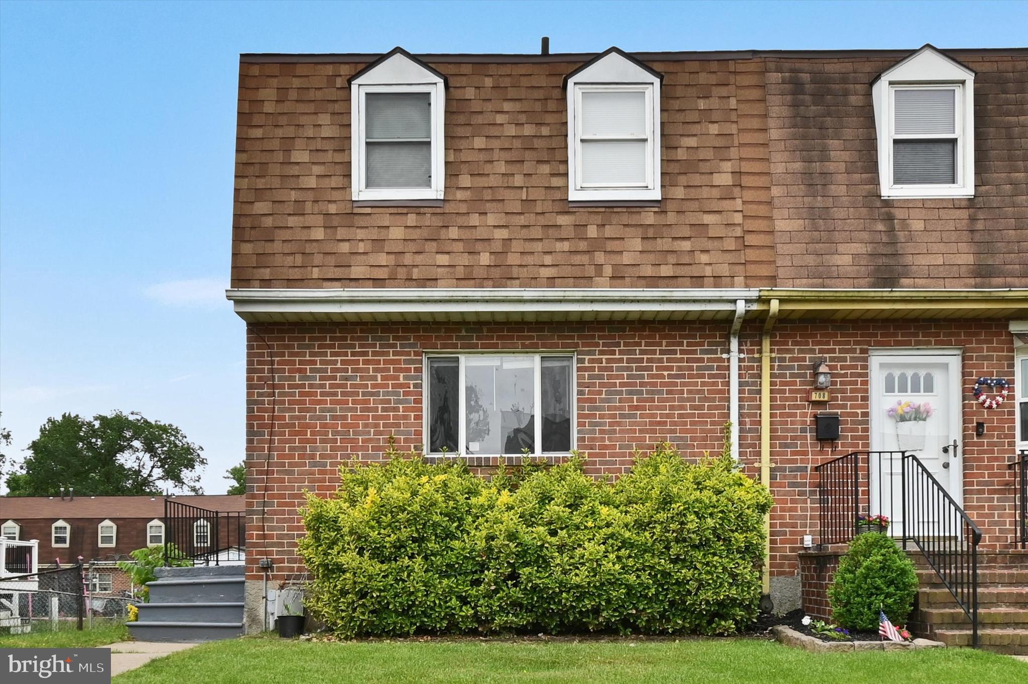 MIDDLE RIVER - Residential