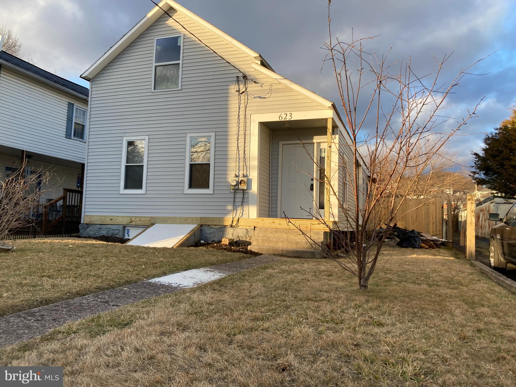 NORTH END - Residential Lease