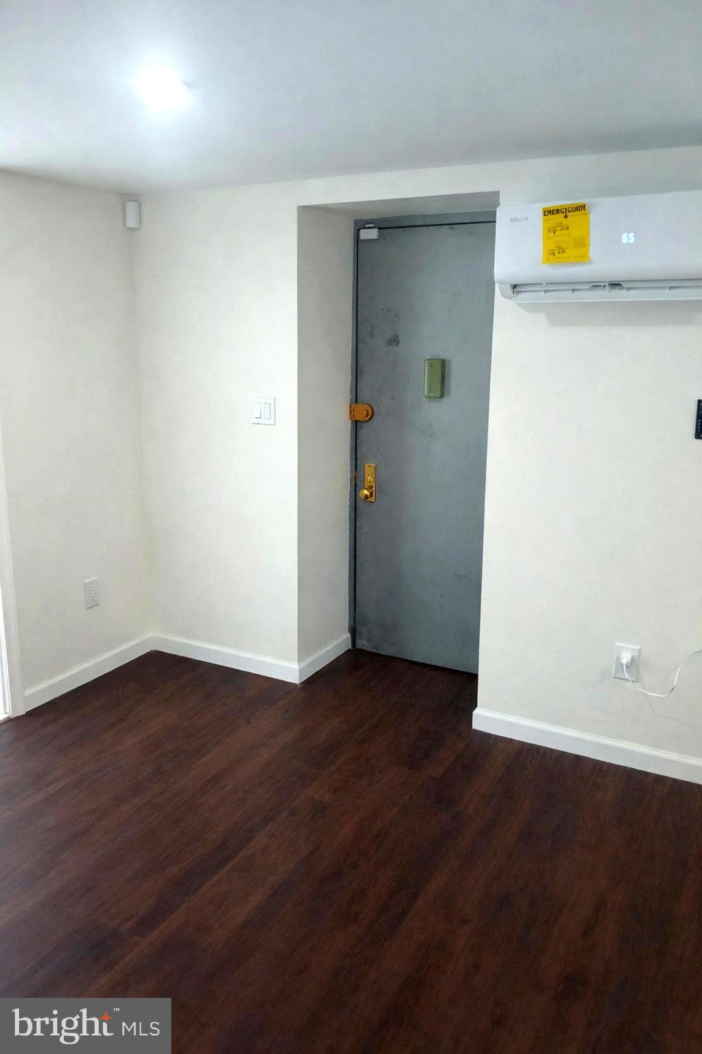 GERMANTOWN (EAST) - Residential