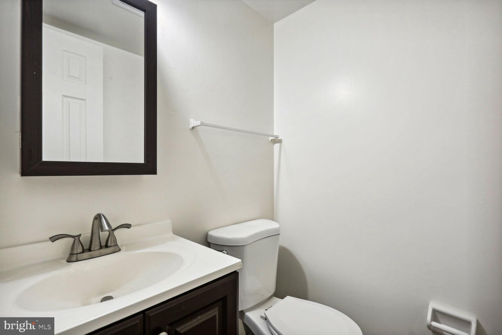 DALE CITY - Residential Lease