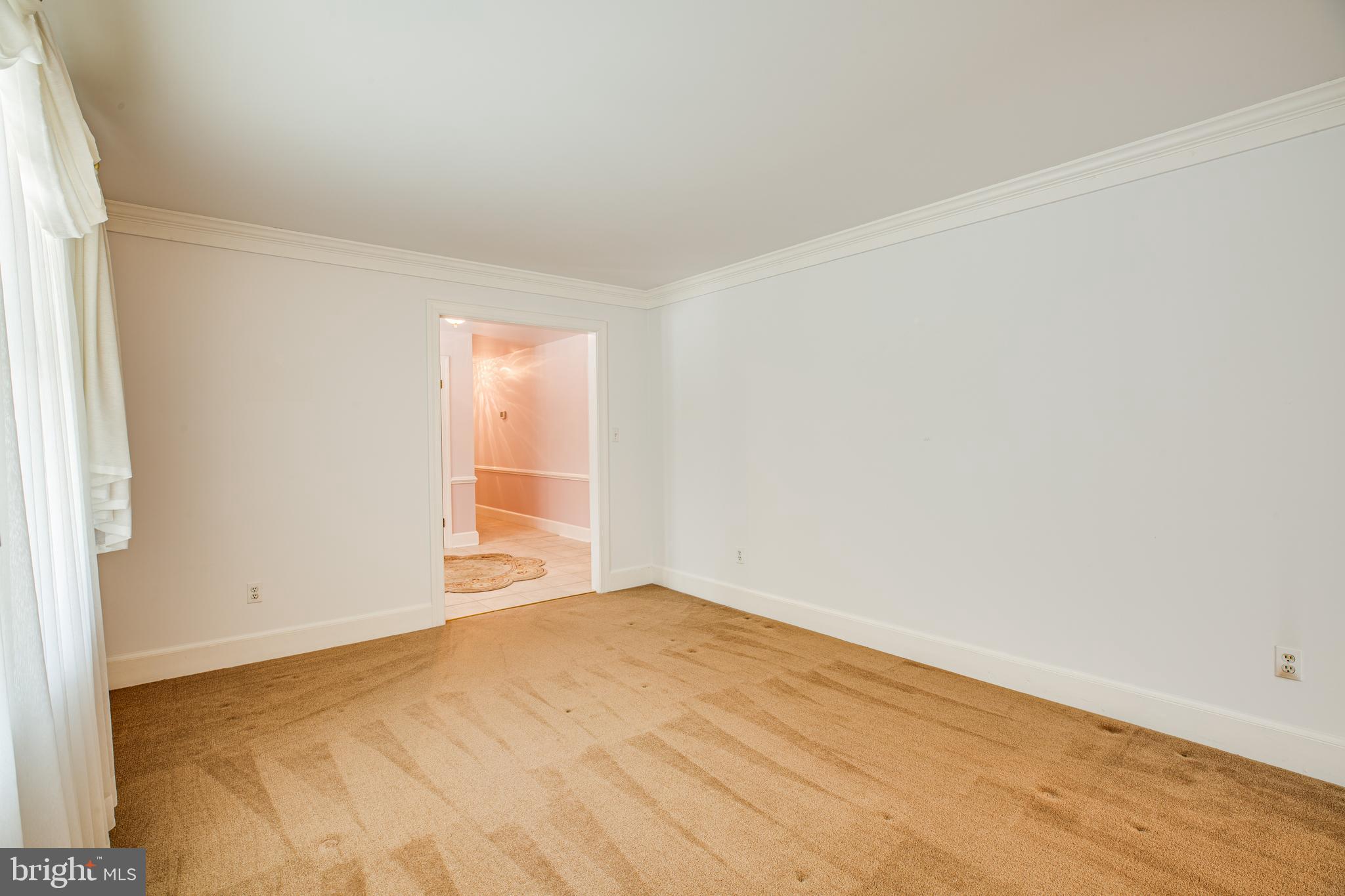 WOODLAWN - Residential