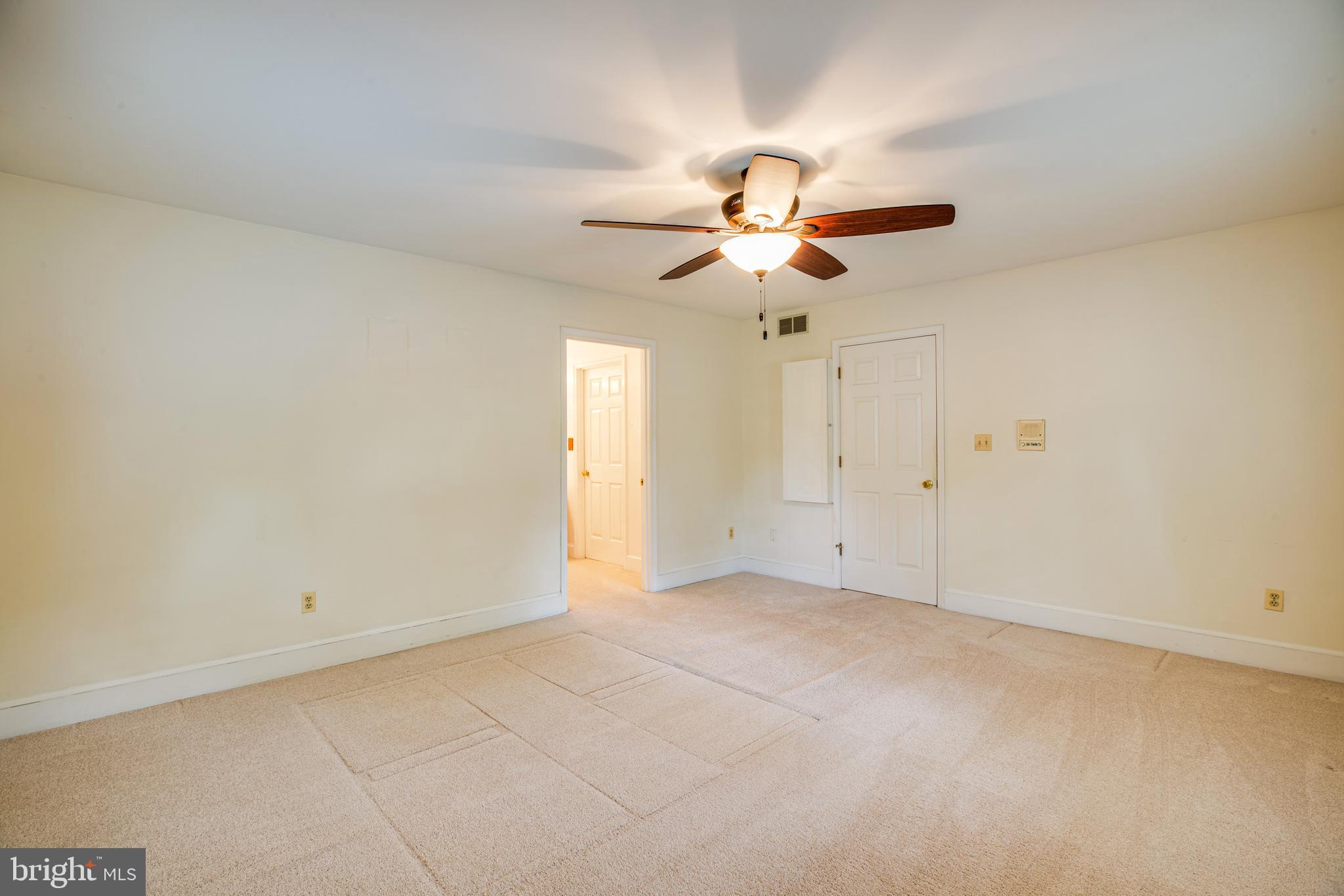 WOODLAWN - Residential