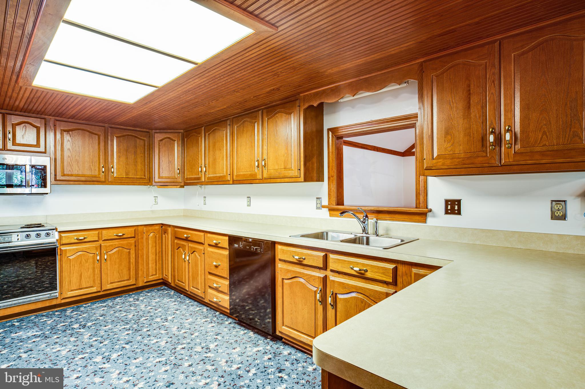 WOODLAWN - Residential