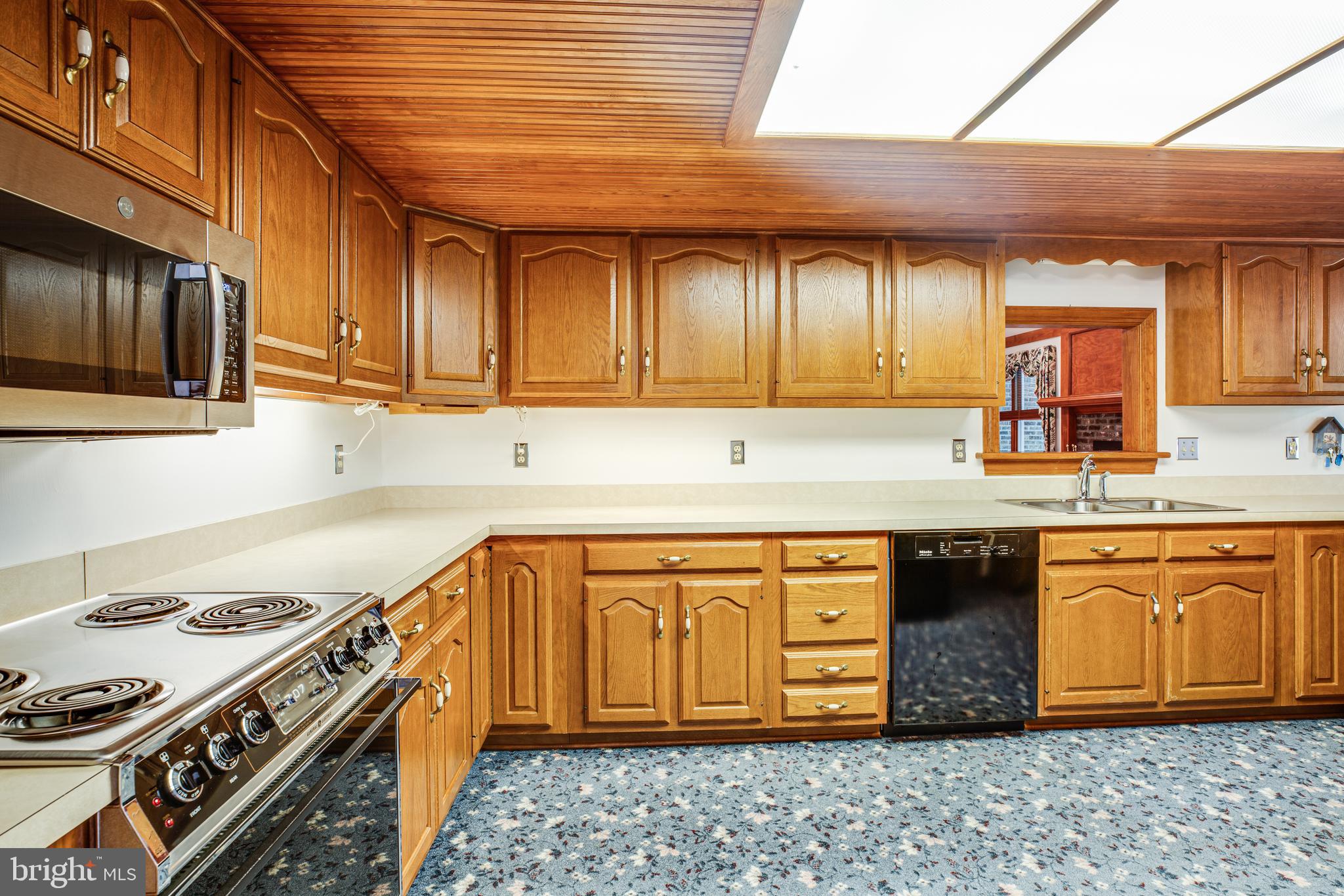 WOODLAWN - Residential