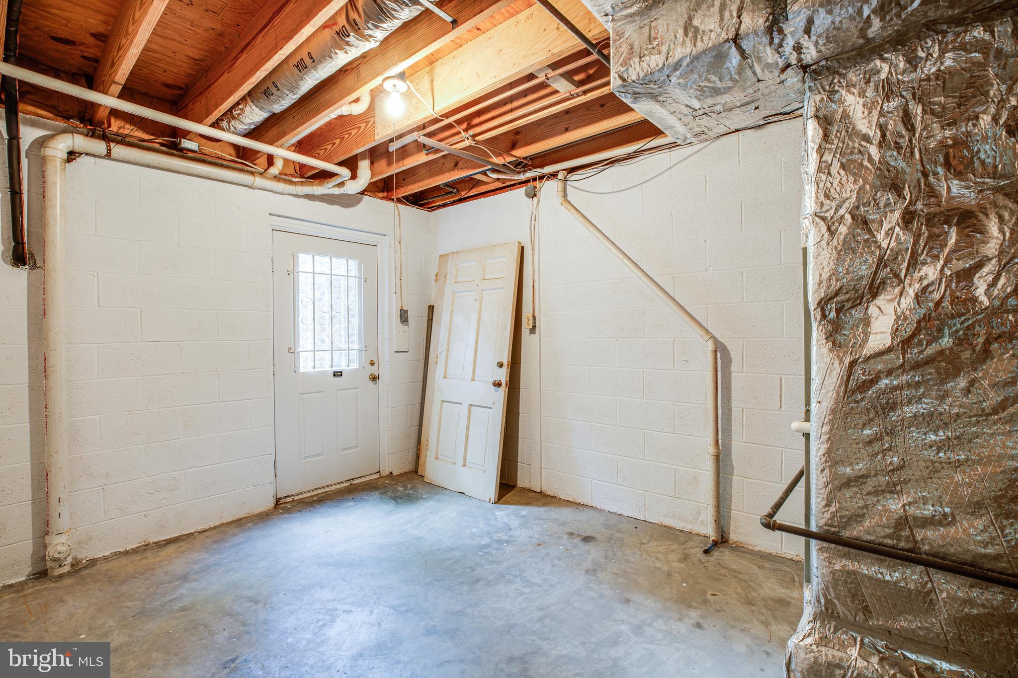 WOODLAWN - Residential