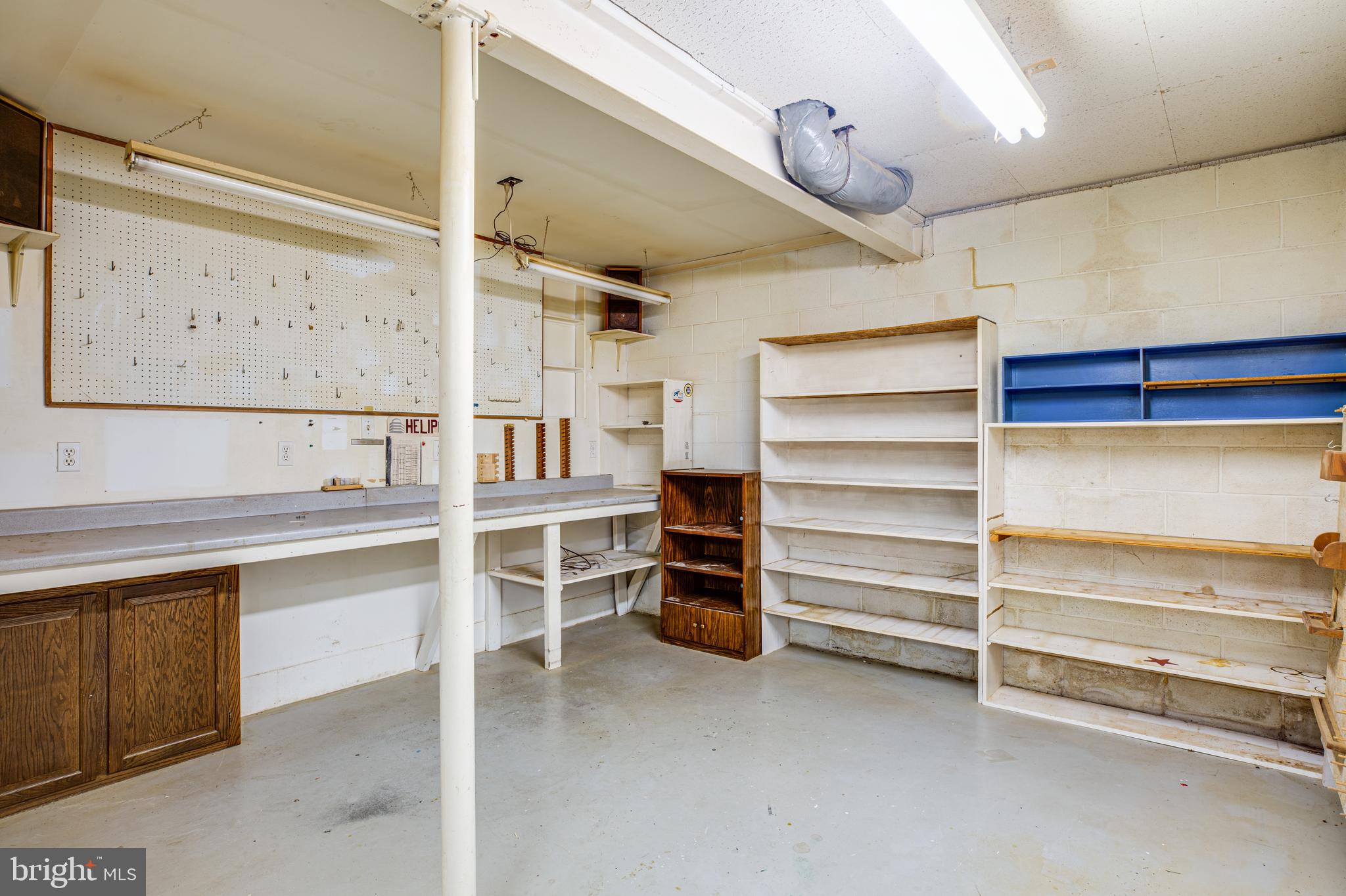 WOODLAWN - Residential