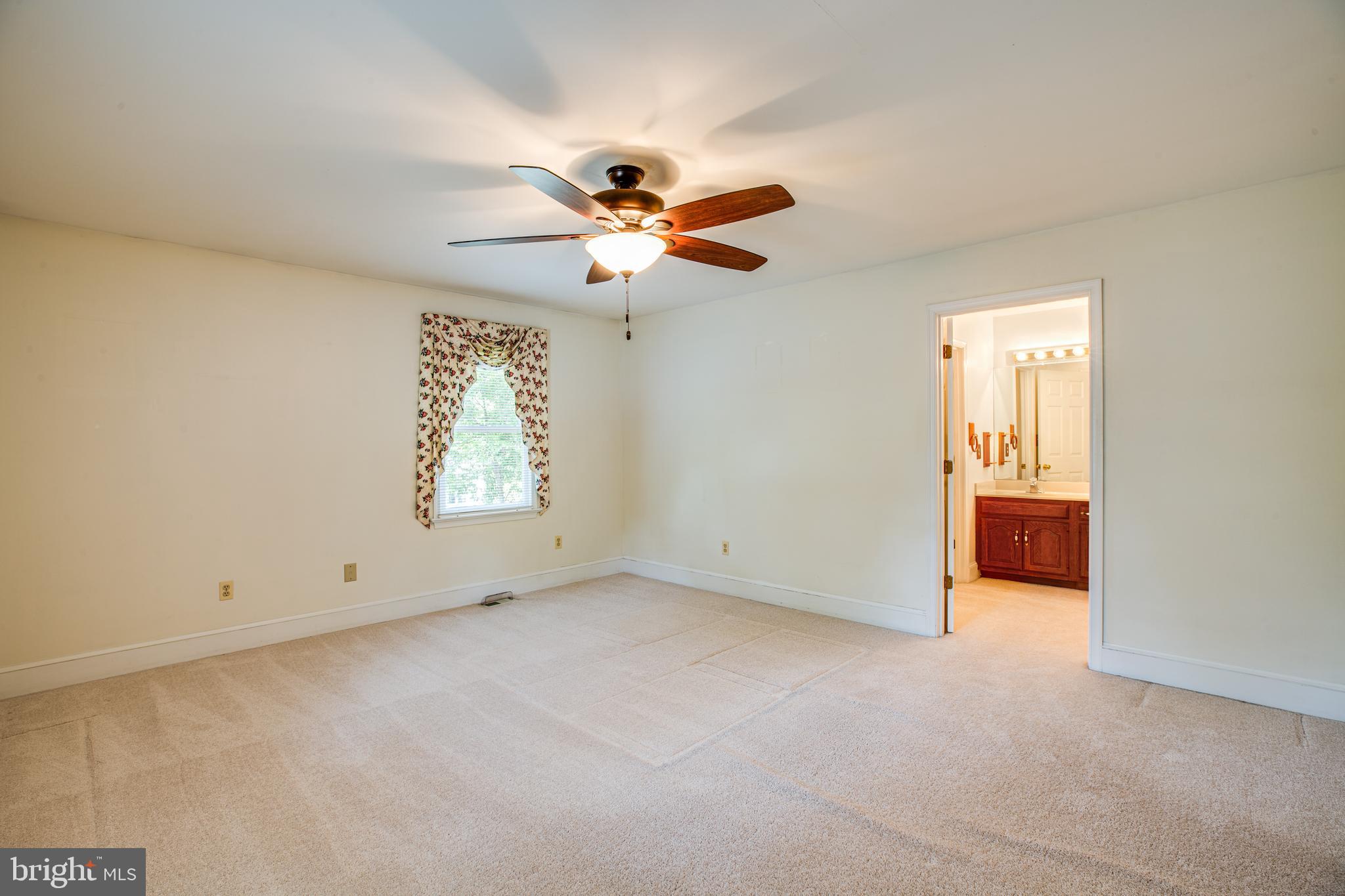 WOODLAWN - Residential