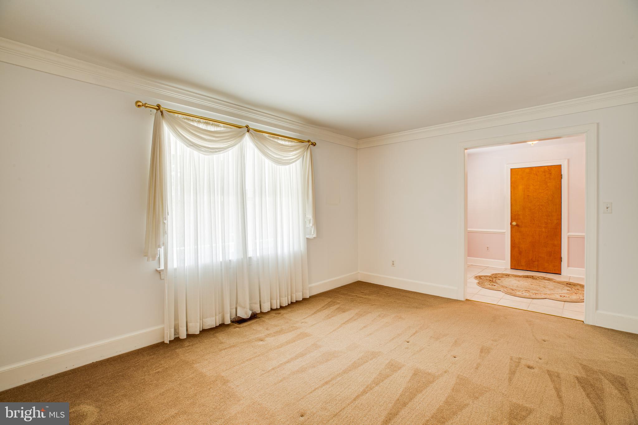 WOODLAWN - Residential