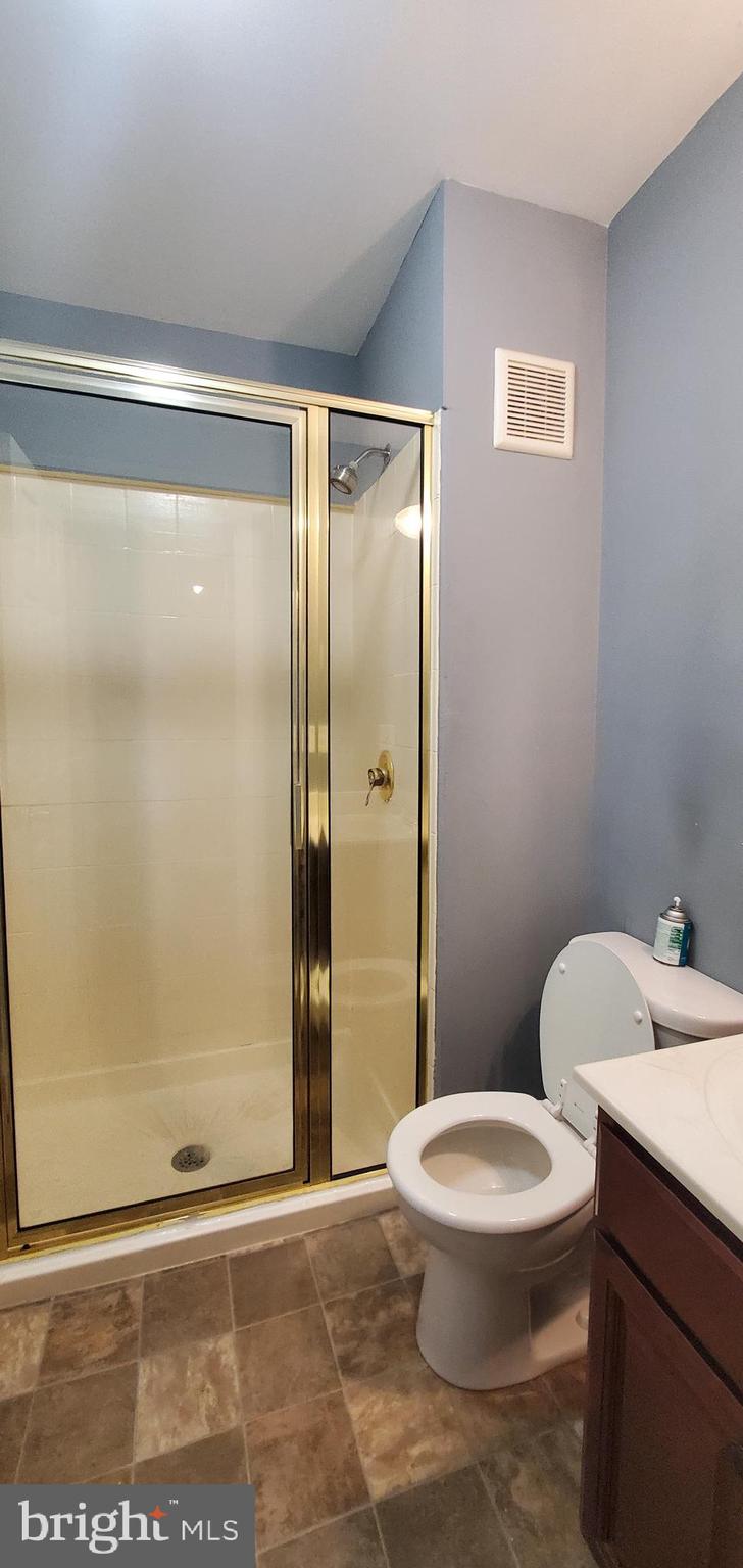 NORTH HALETHORPE - Residential