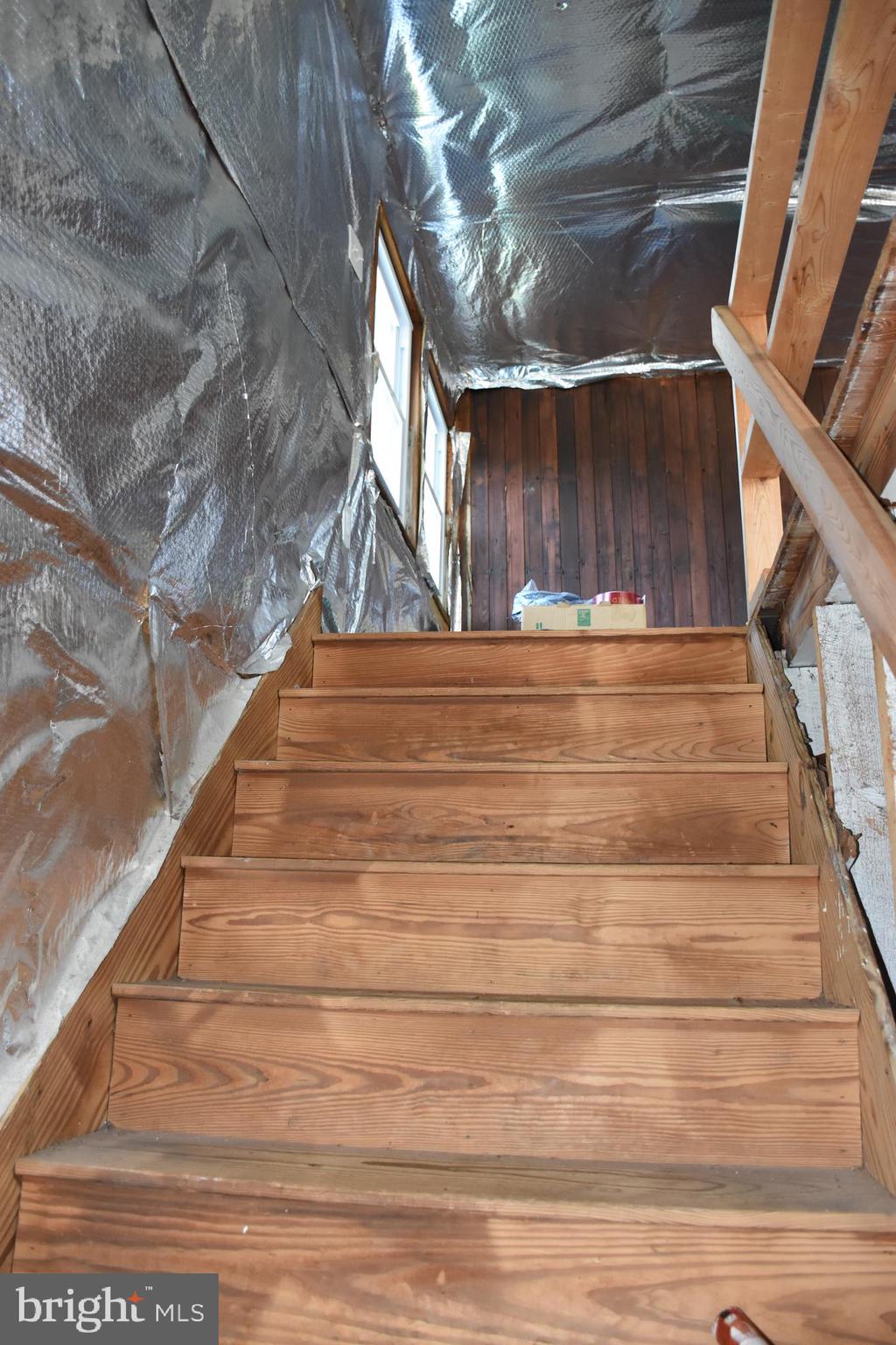 NORTH HALETHORPE - Residential