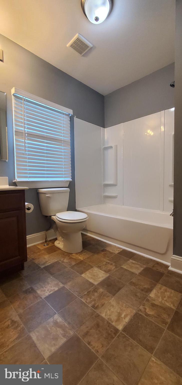 NORTH HALETHORPE - Residential