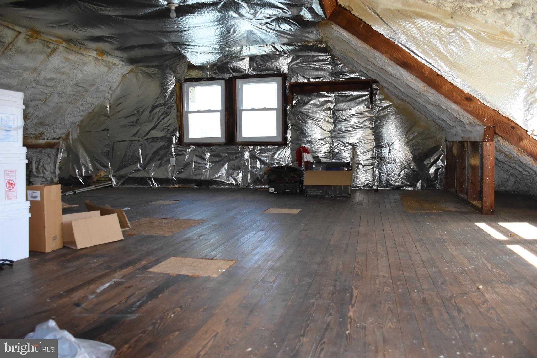 NORTH HALETHORPE - Residential