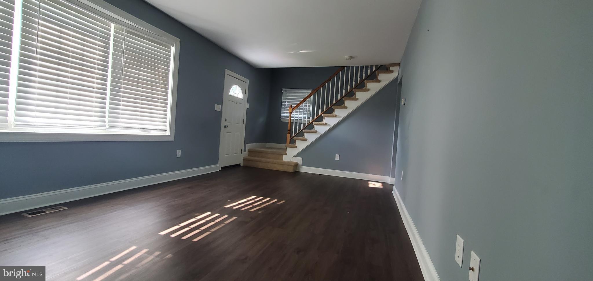 NORTH HALETHORPE - Residential