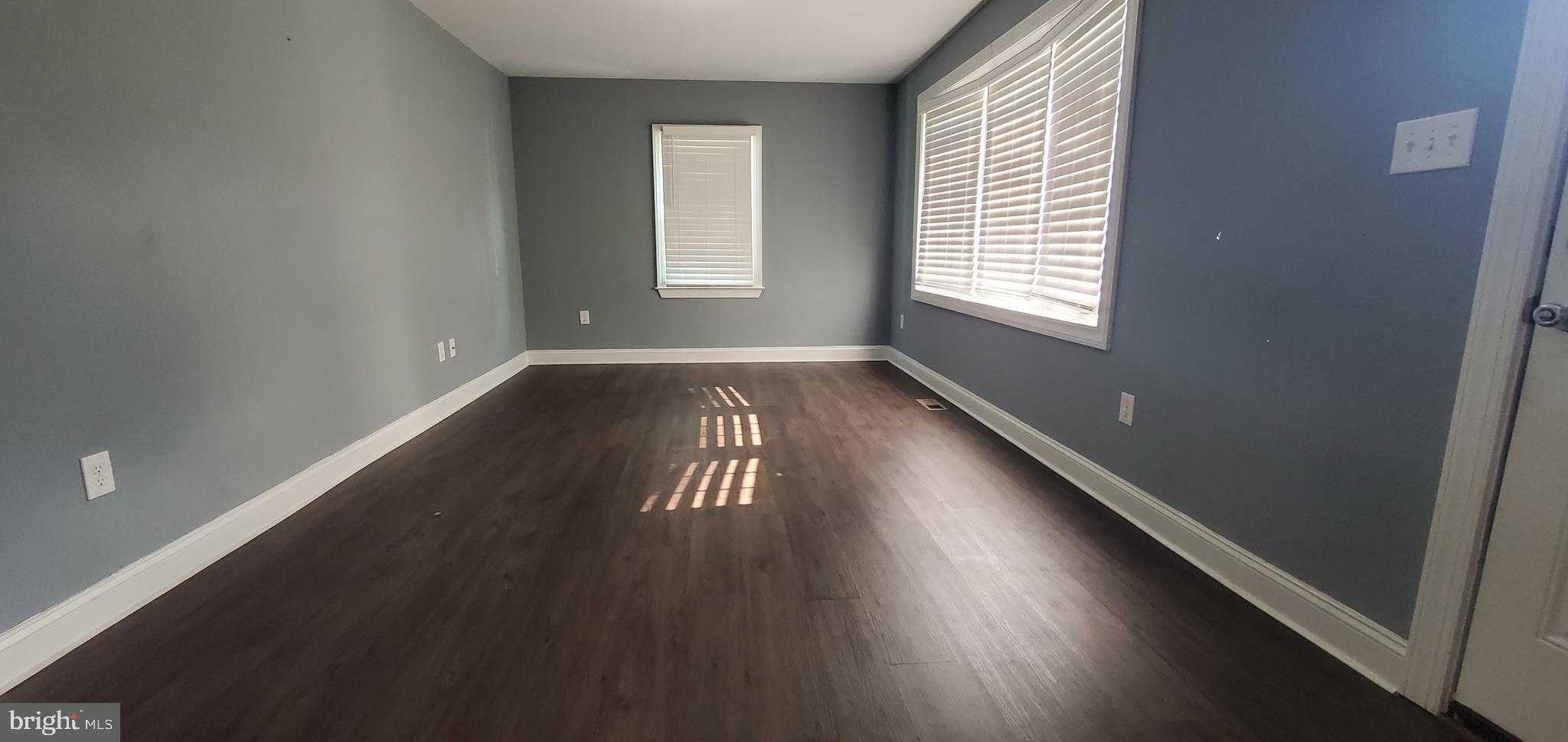 NORTH HALETHORPE - Residential