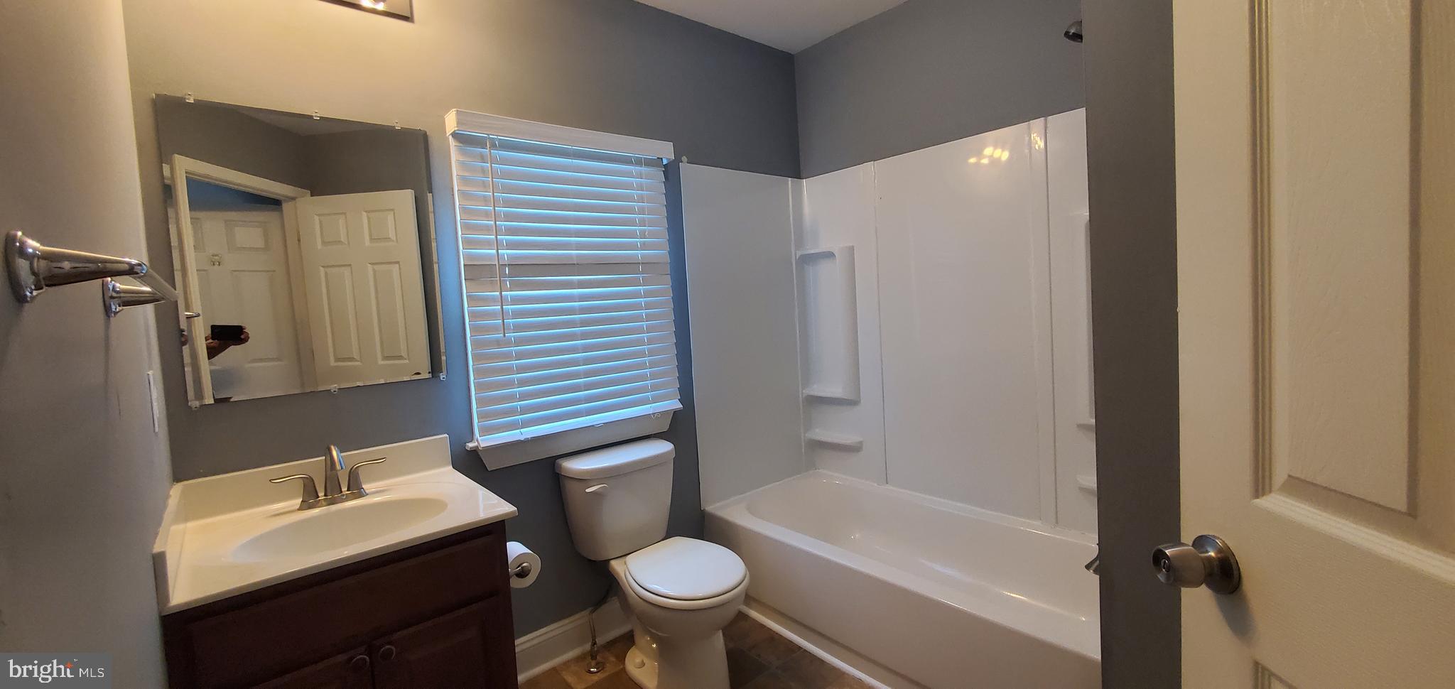 NORTH HALETHORPE - Residential