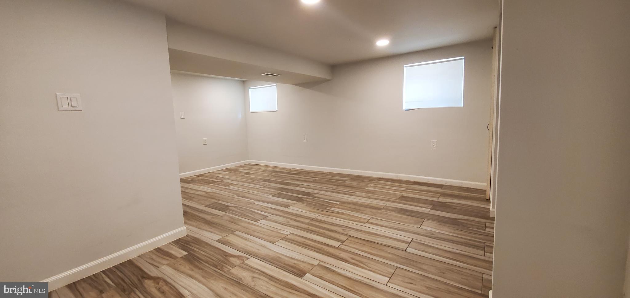 NORTH HALETHORPE - Residential