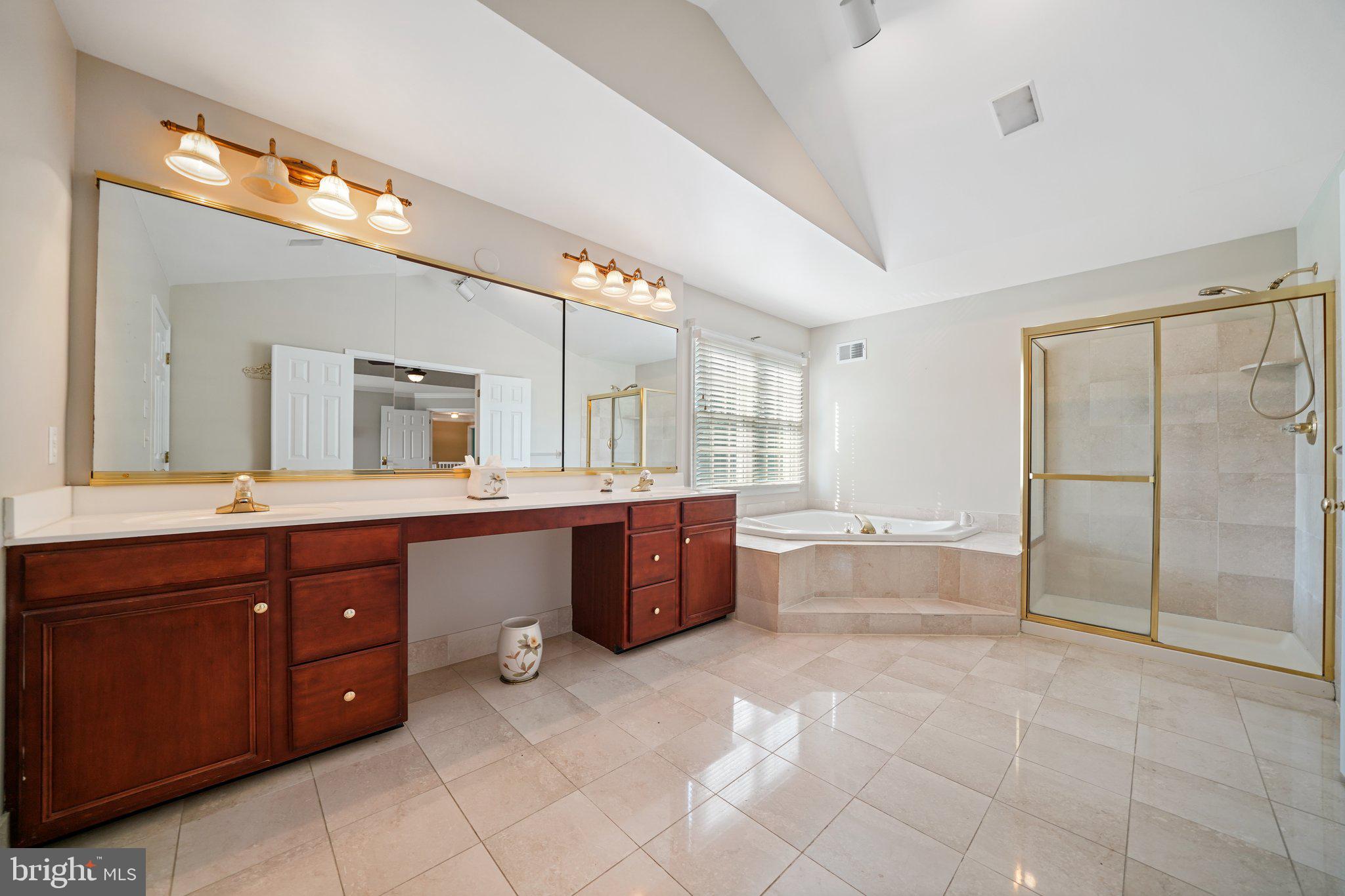 MARSHALLTON CHASE - Residential