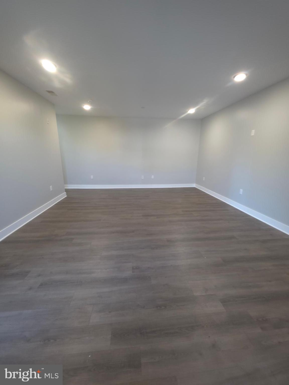 MANTUA - Residential Lease