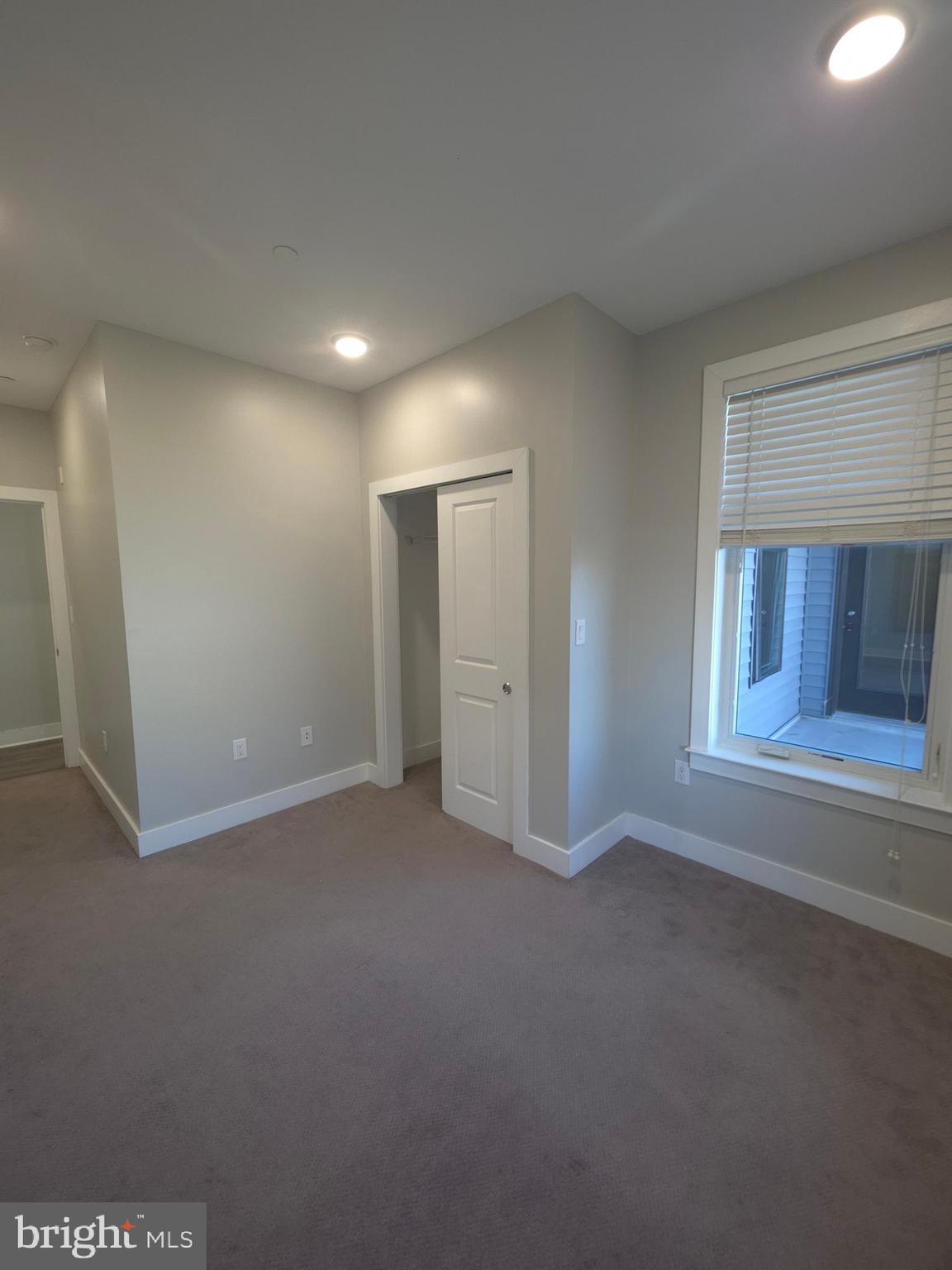 MANTUA - Residential Lease