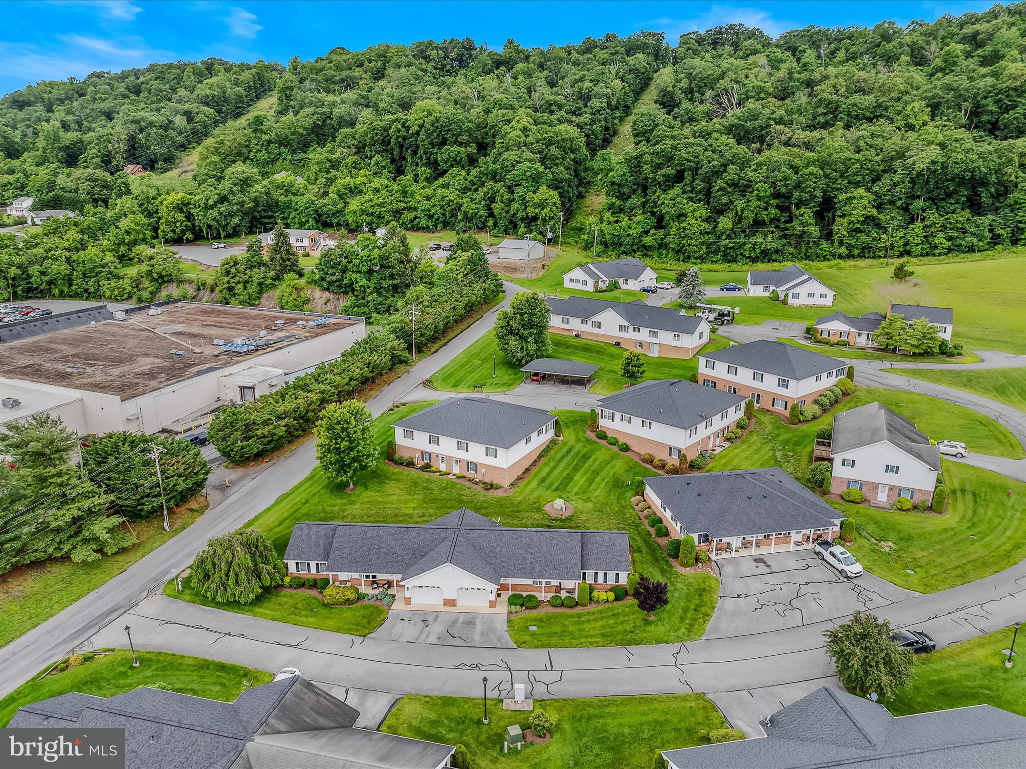 BERKELEY GARDENS - Residential