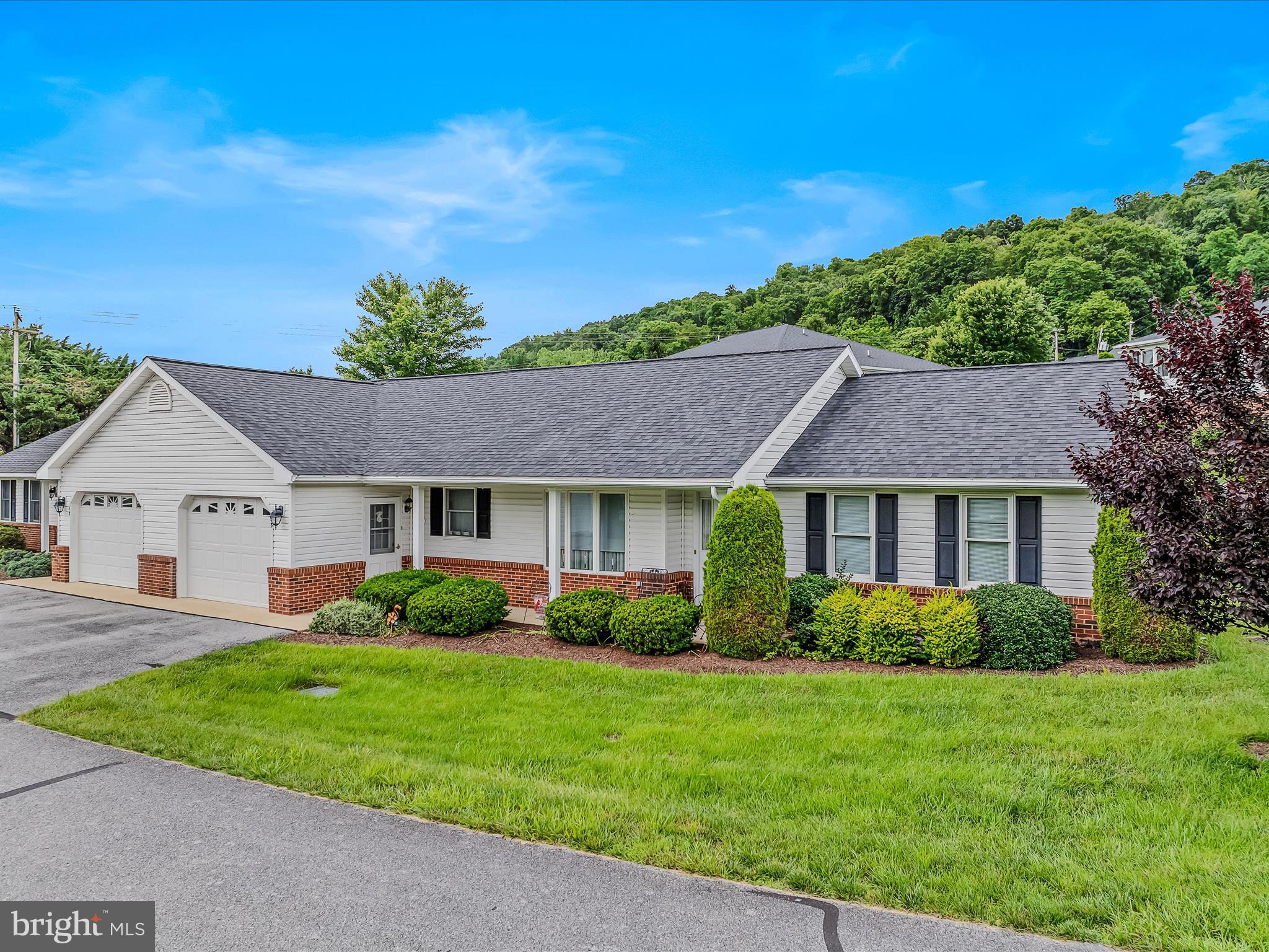 BERKELEY GARDENS - Residential