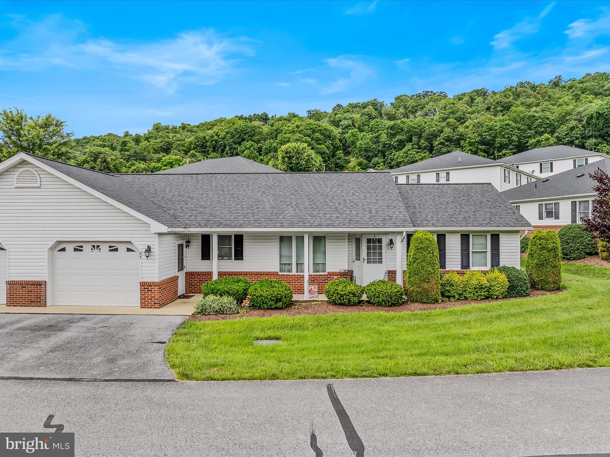 BERKELEY GARDENS - Residential