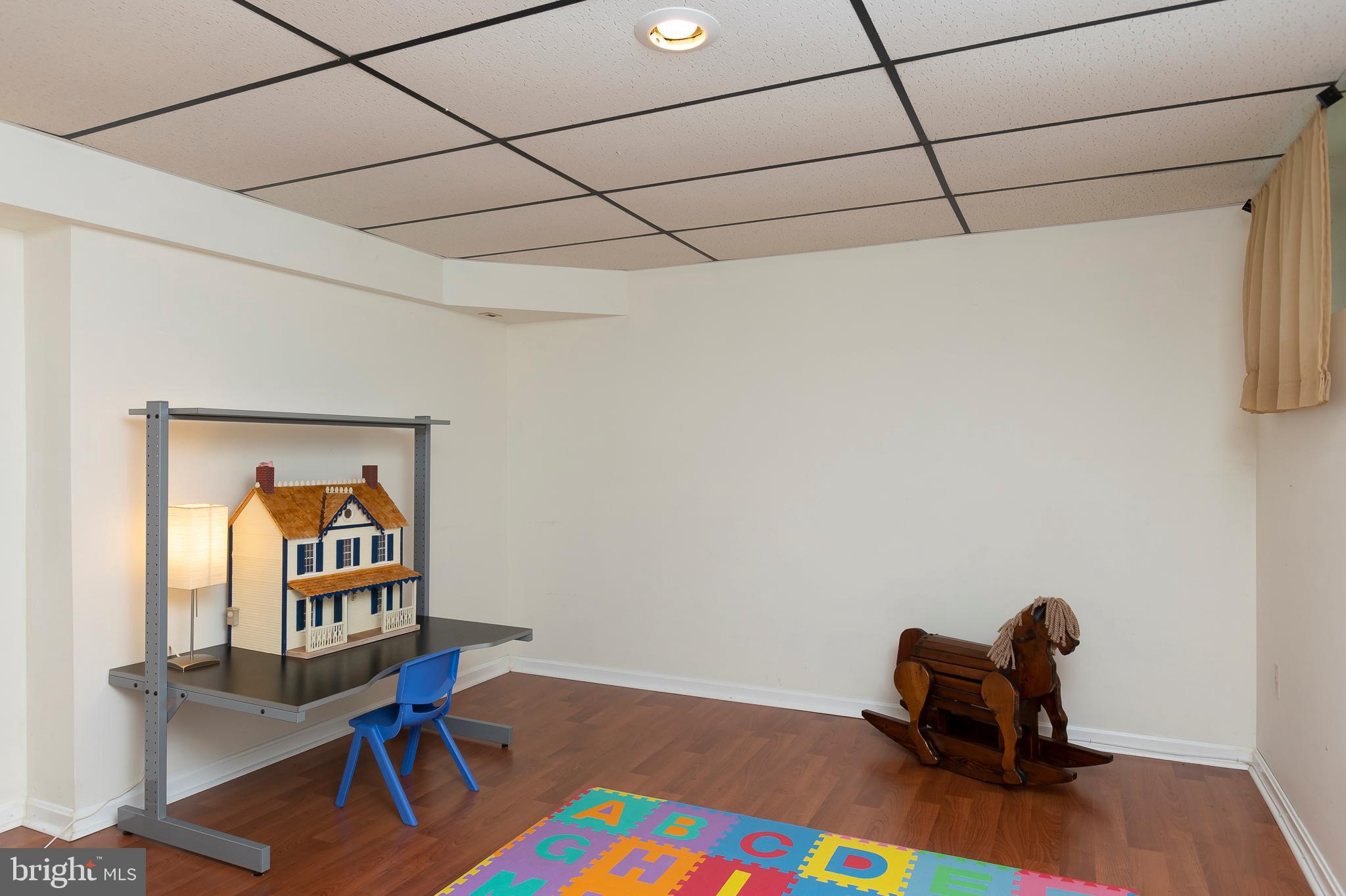 BEECH CREEK - Residential