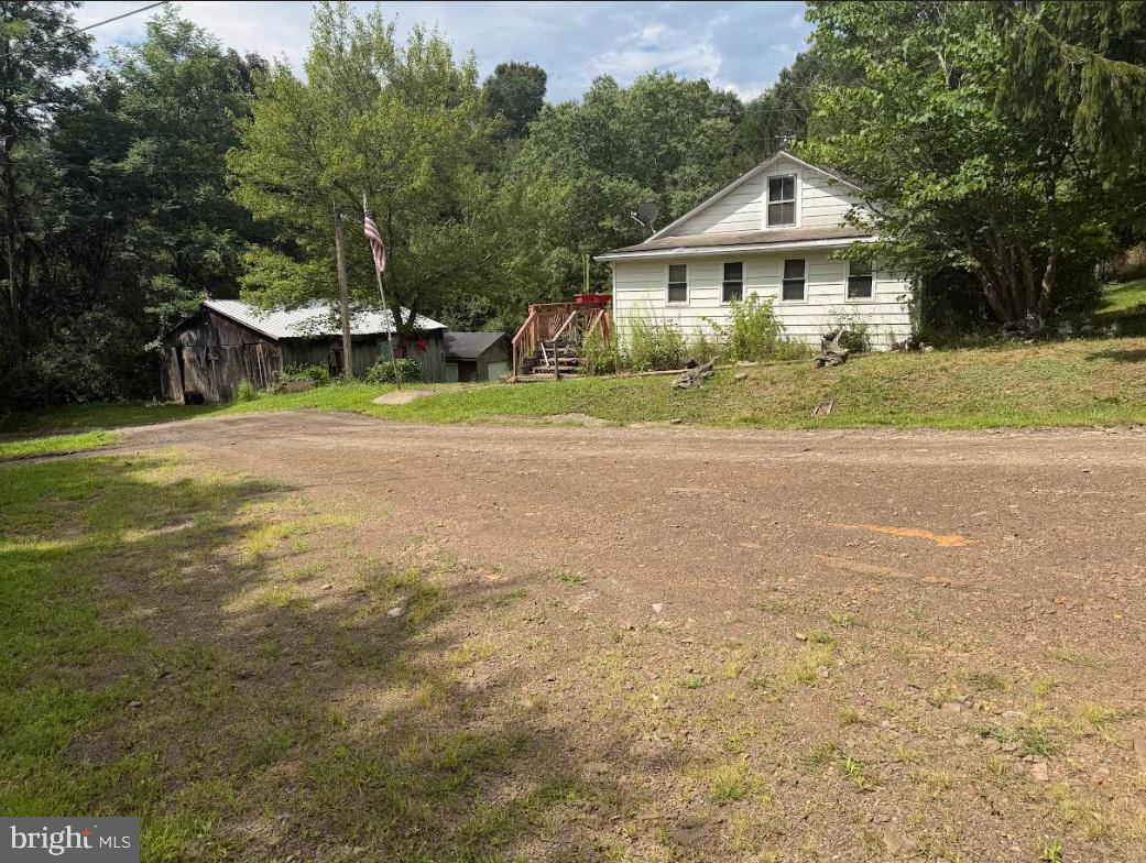 285 CLAY LICK RIDGE ROAD