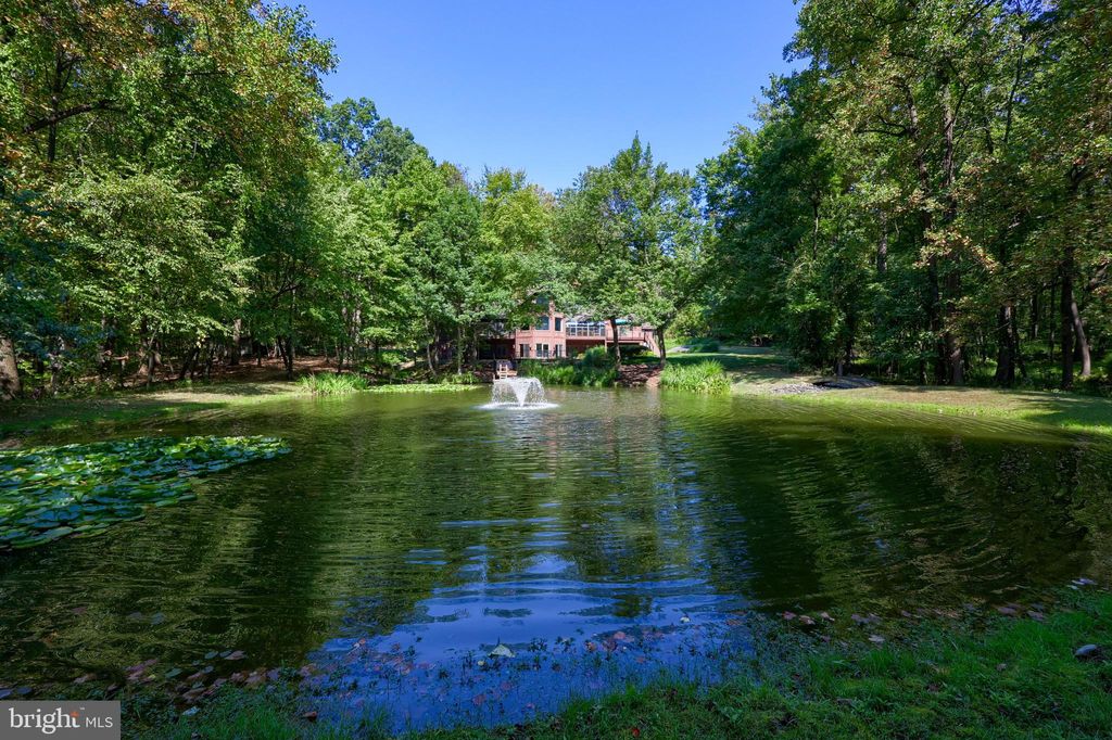 Photo of 4977 Ore Bank Road, YORK, PA 17406 (MLS # PAYK2090196)