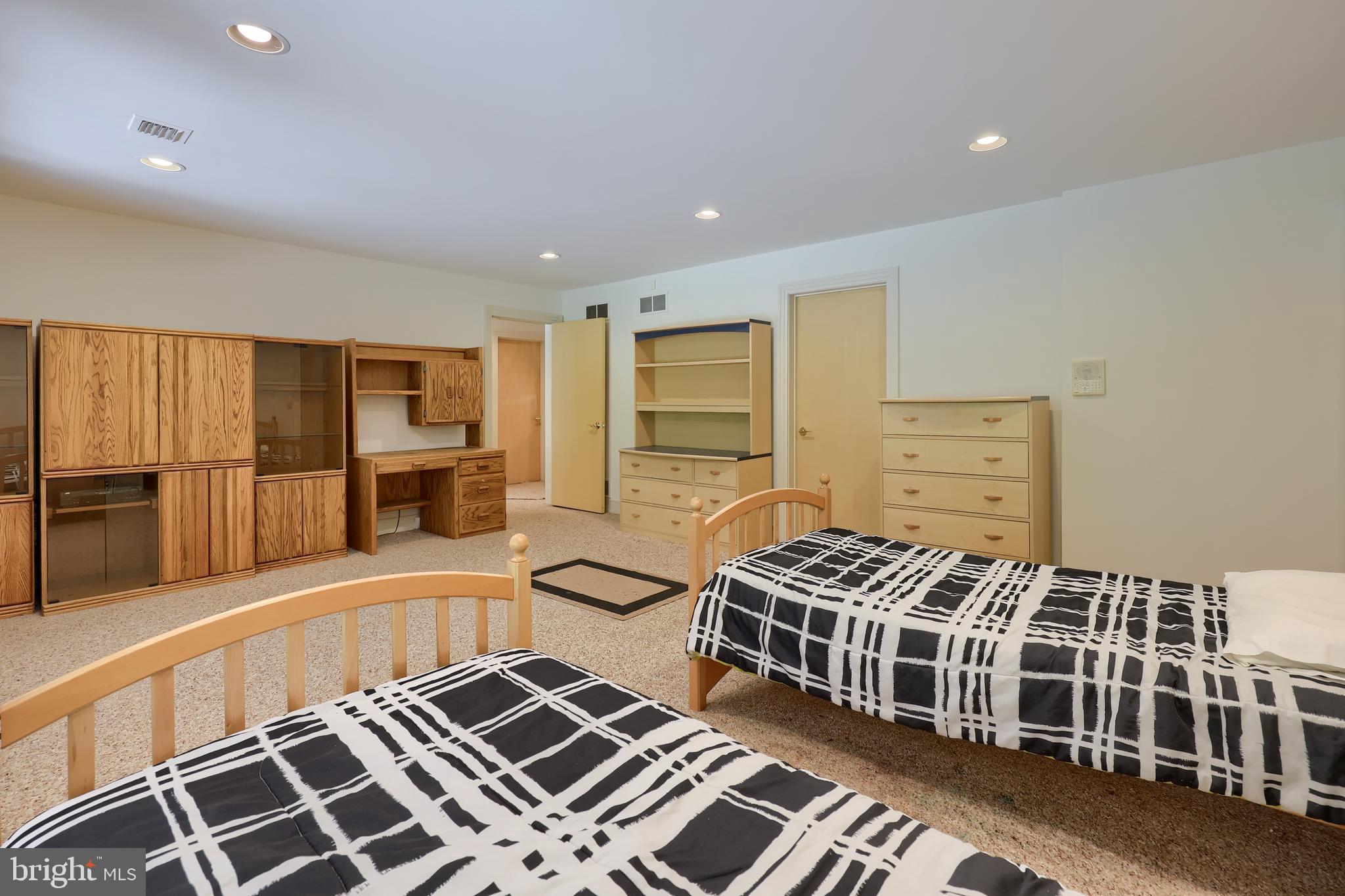 HELLAM TWP - Residential