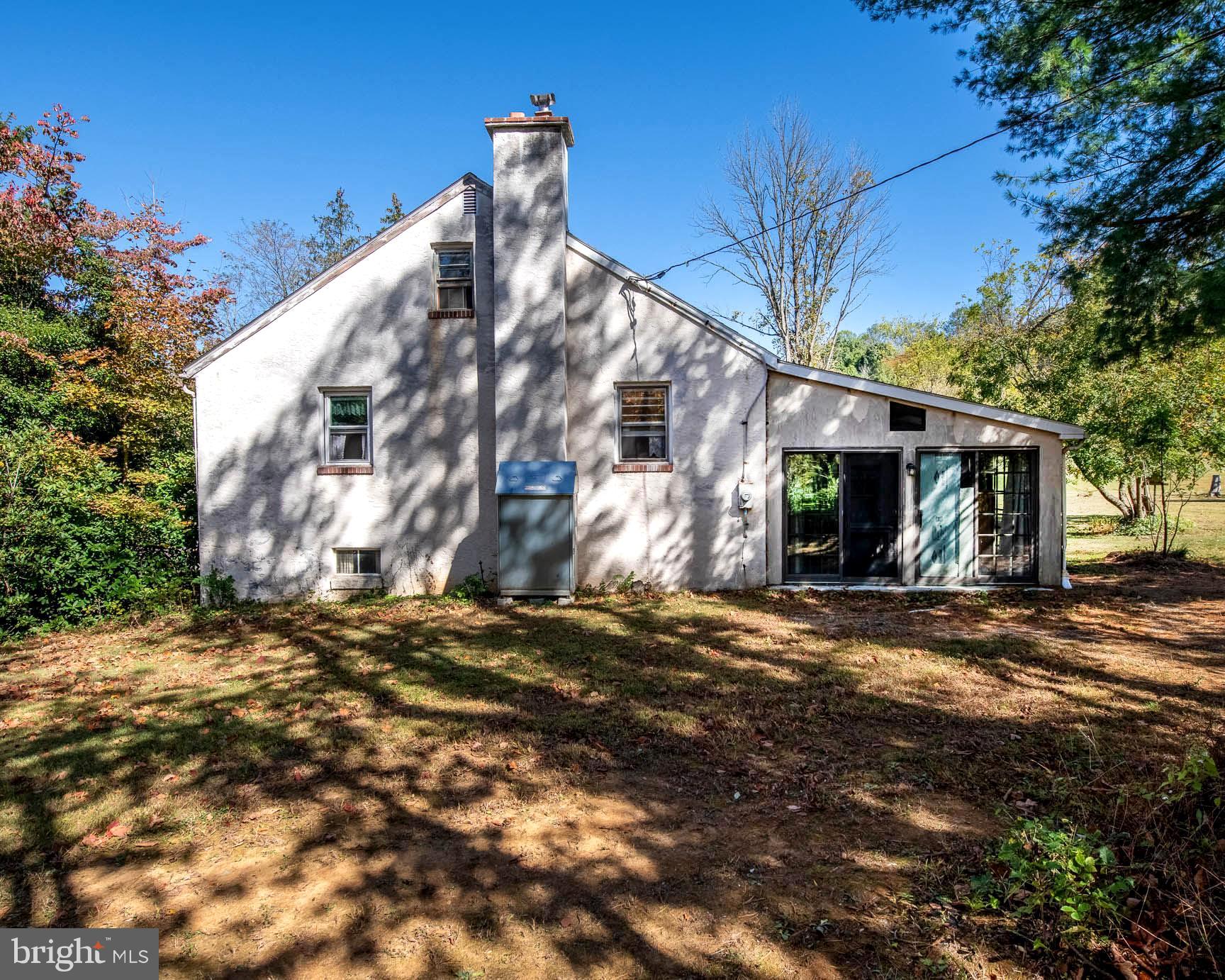 1822 DETWEILER ROAD