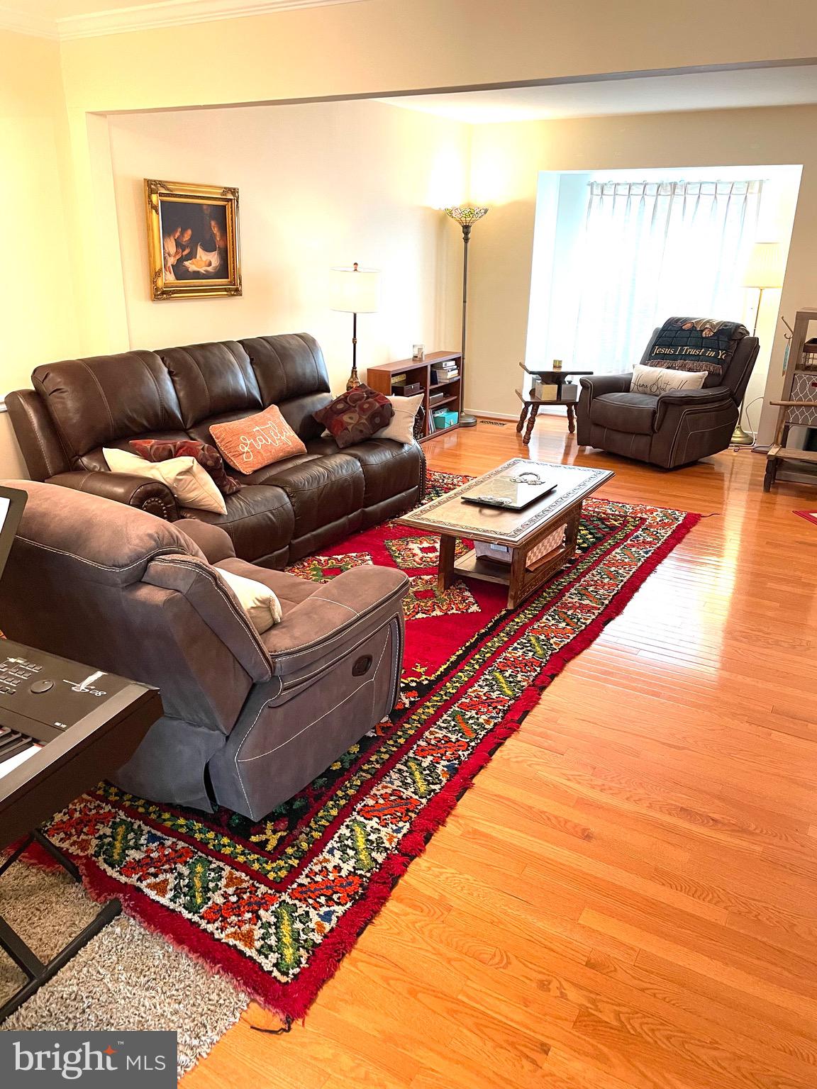 BONIFANT WOODS - Residential