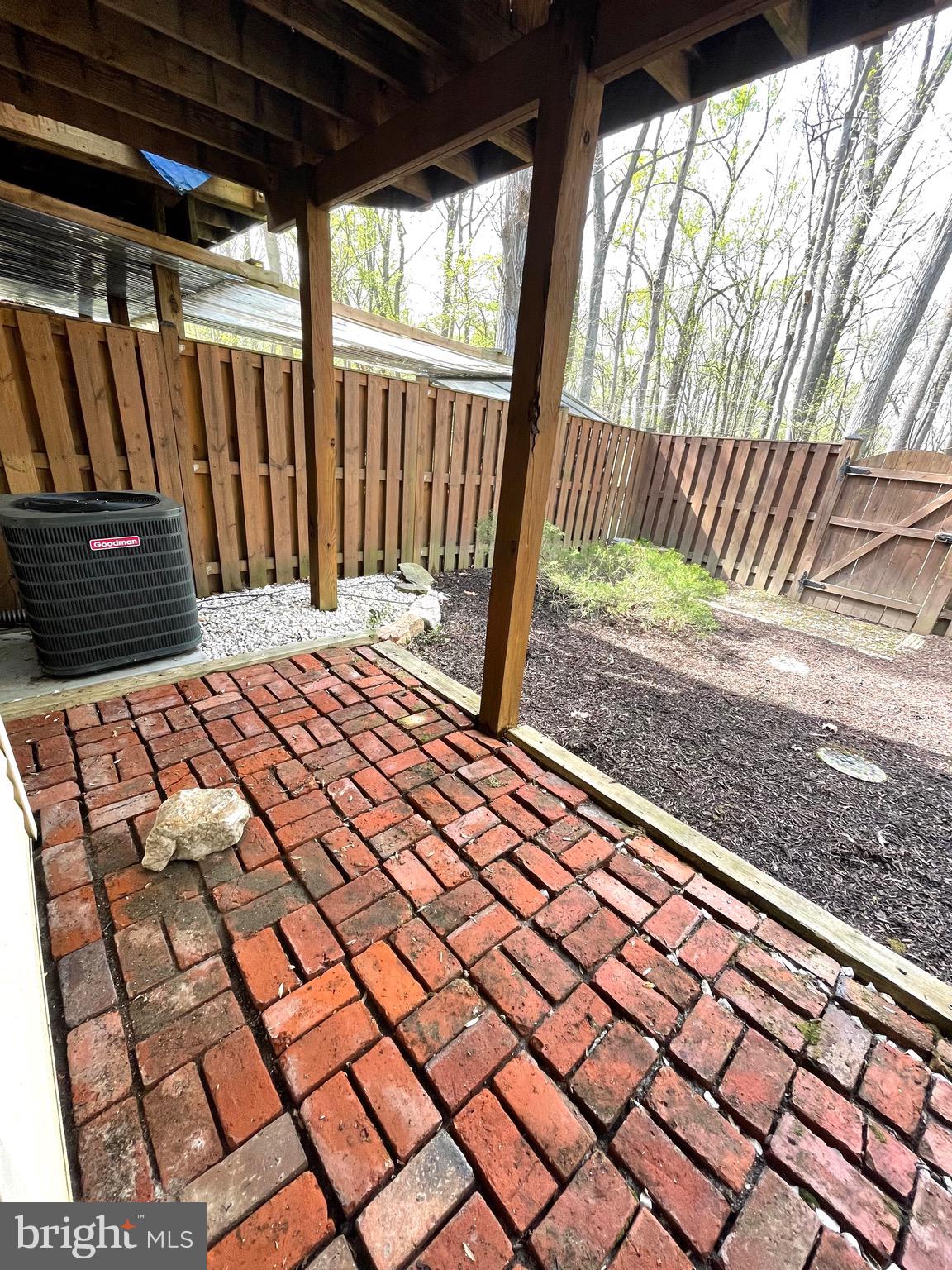 BONIFANT WOODS - Residential