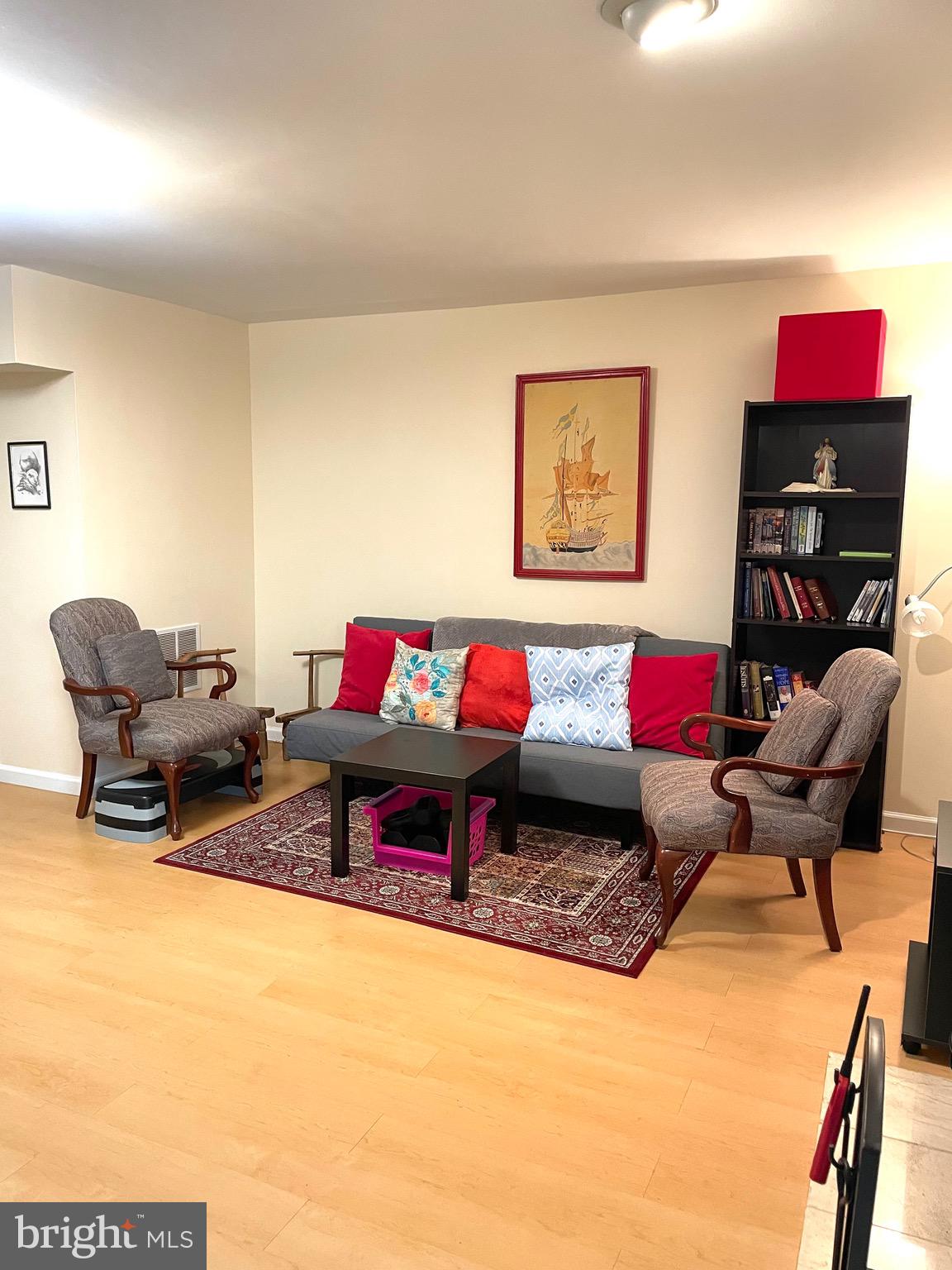 BONIFANT WOODS - Residential