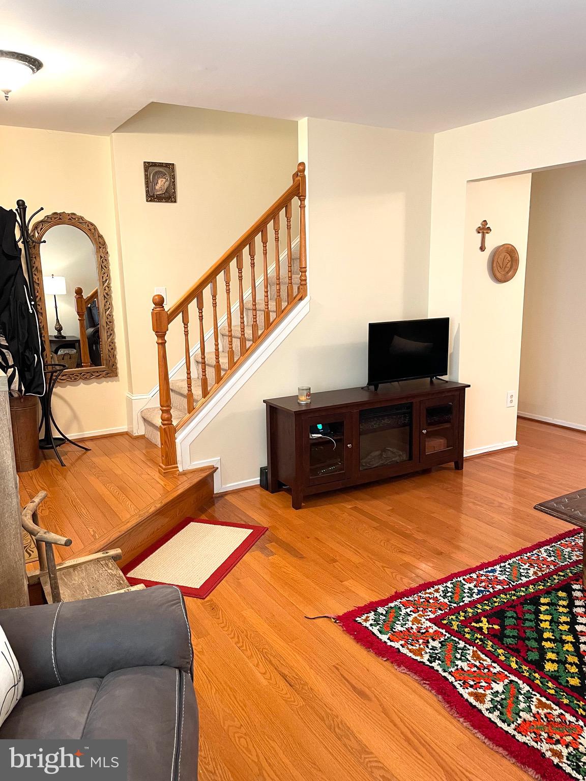 BONIFANT WOODS - Residential