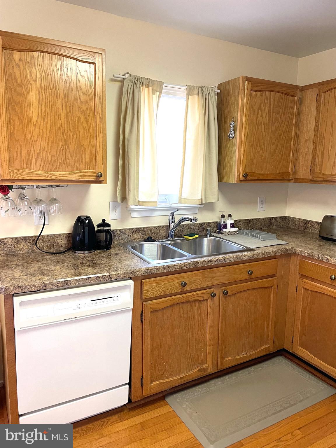 BONIFANT WOODS - Residential