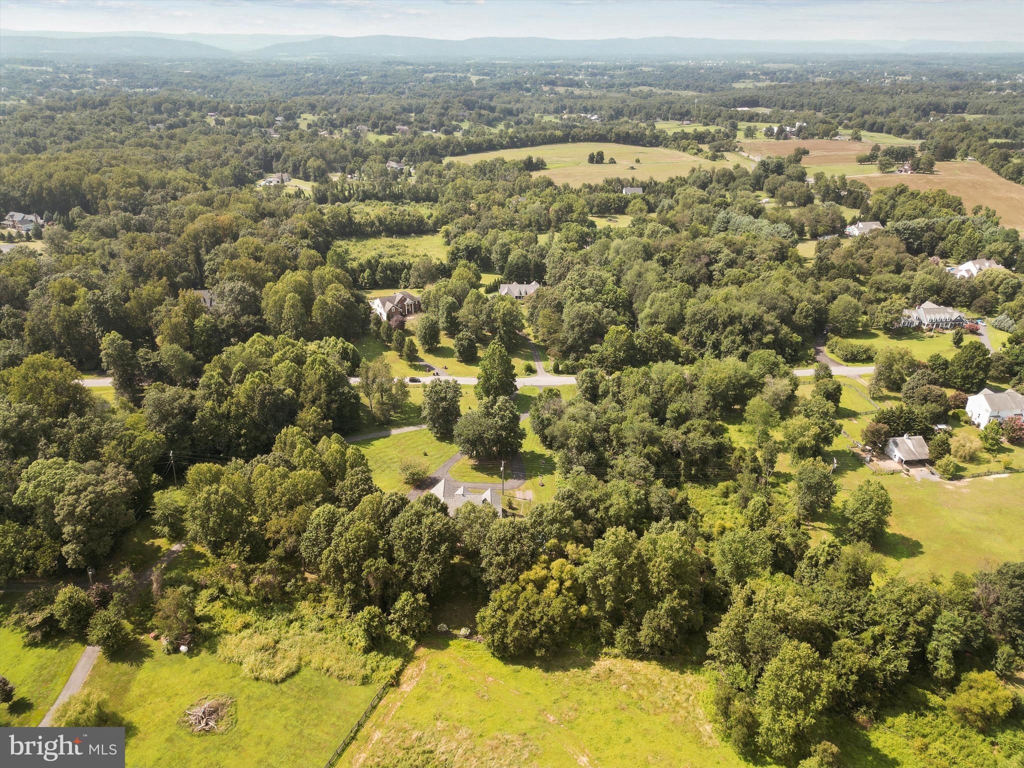 GOLDEN SPRINGS - Residential