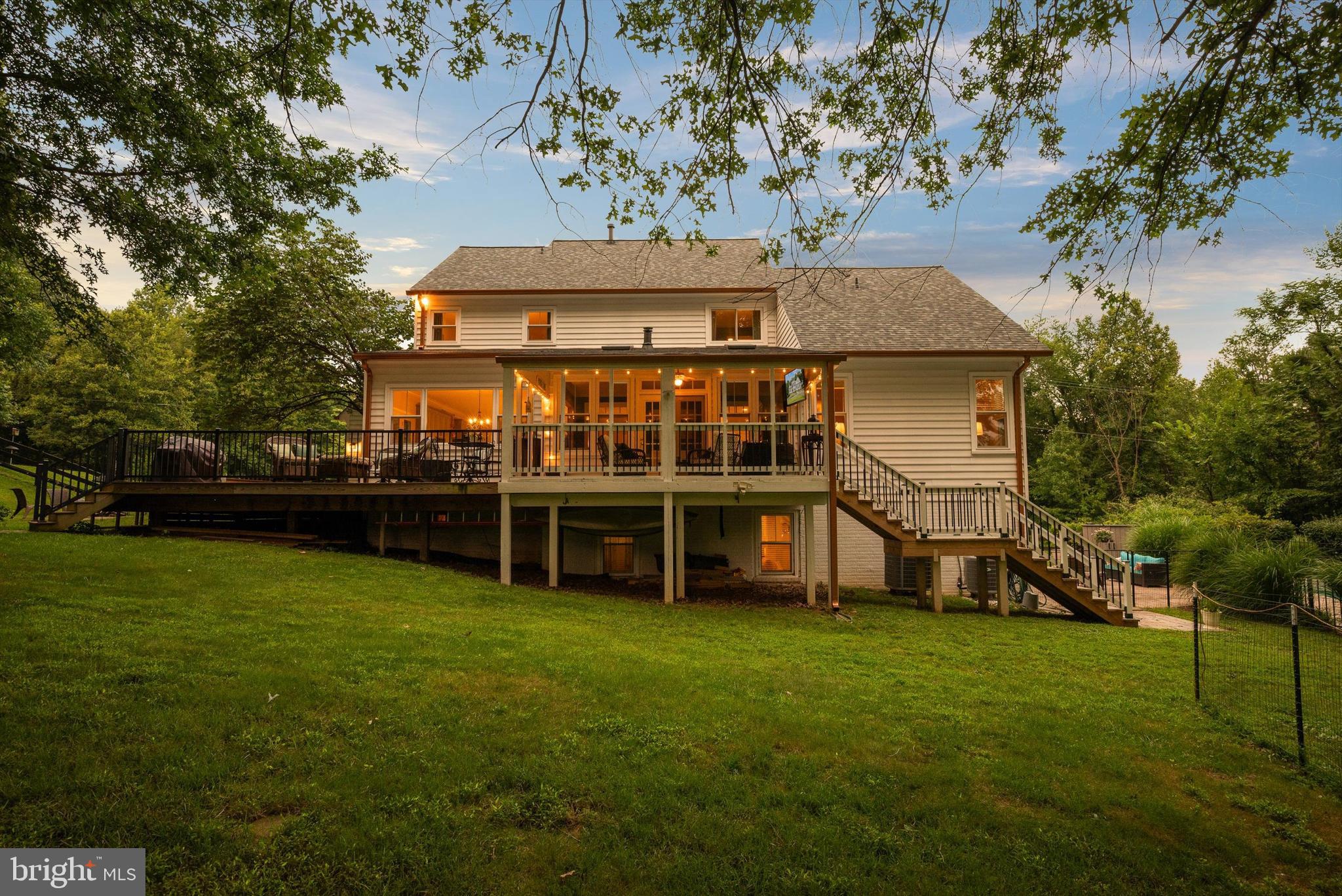 GOLDEN SPRINGS - Residential