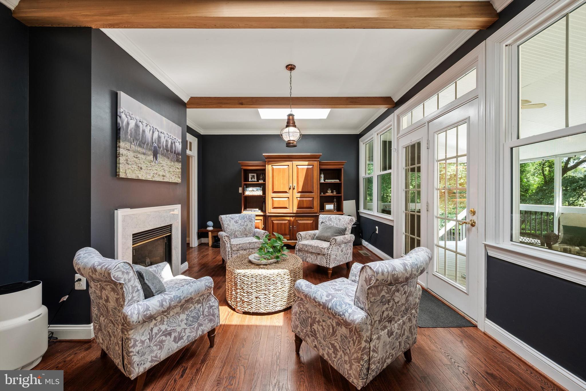 GOLDEN SPRINGS - Residential