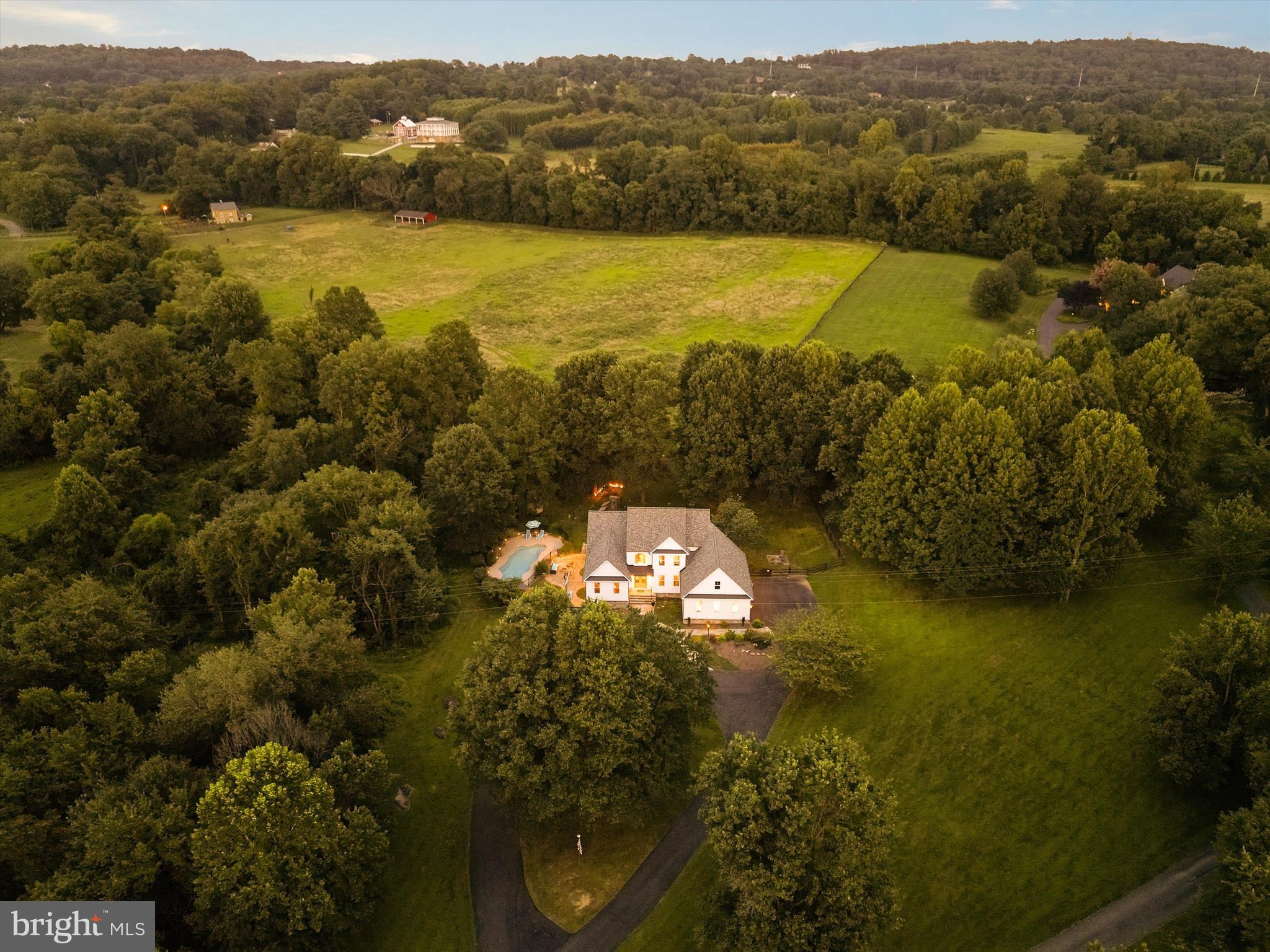 GOLDEN SPRINGS - Residential