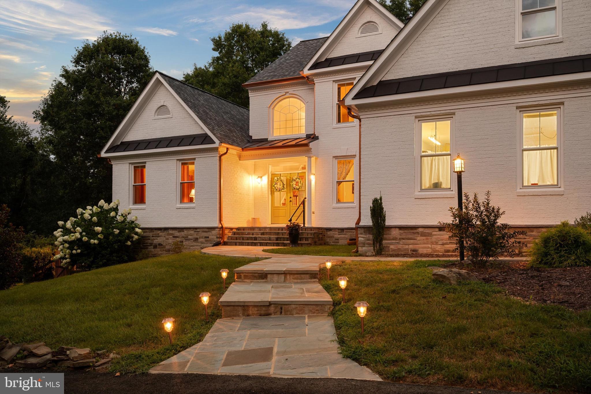 GOLDEN SPRINGS - Residential