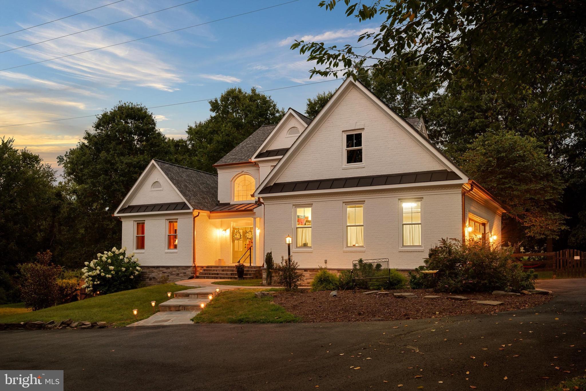 GOLDEN SPRINGS - Residential