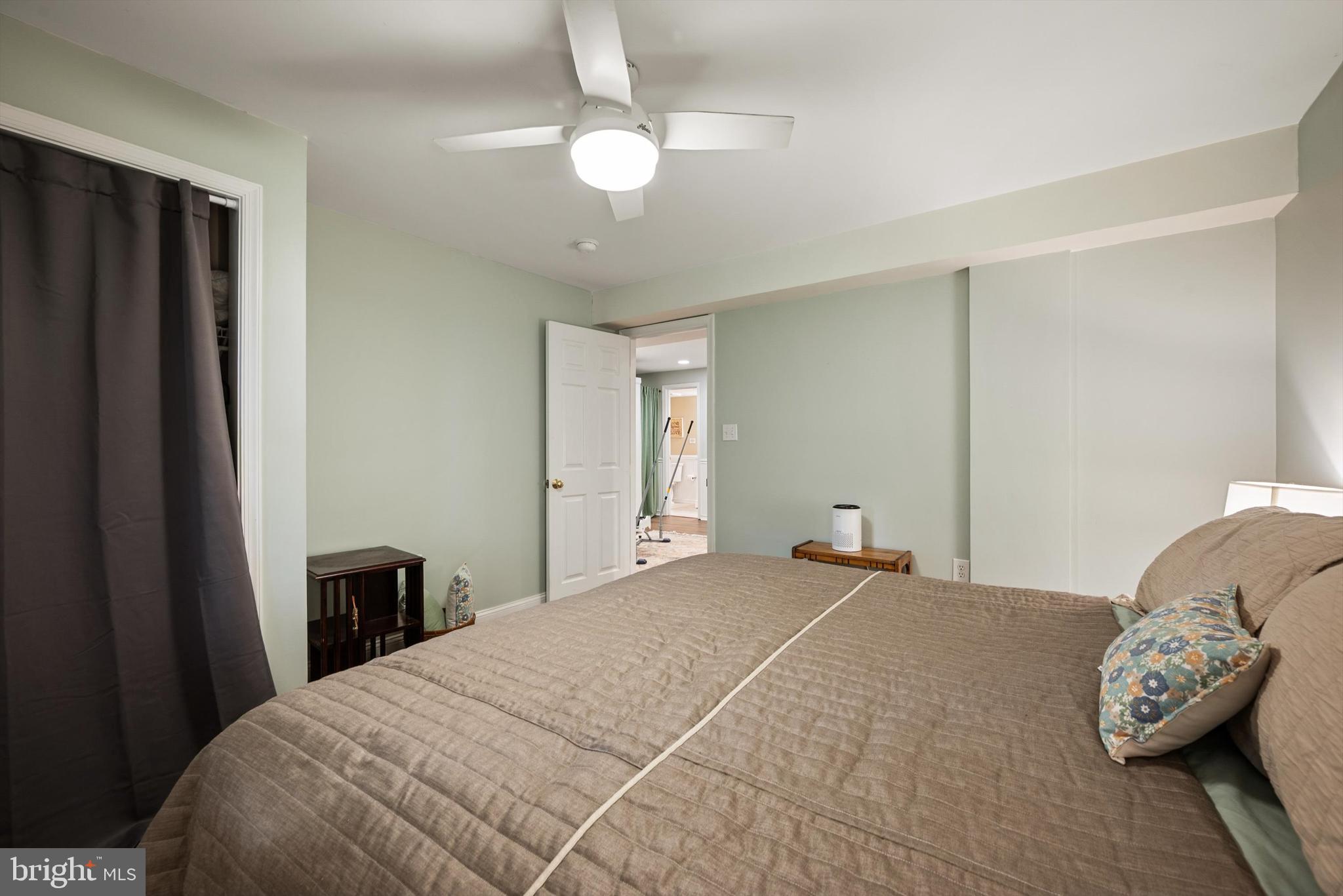 GOLDEN SPRINGS - Residential