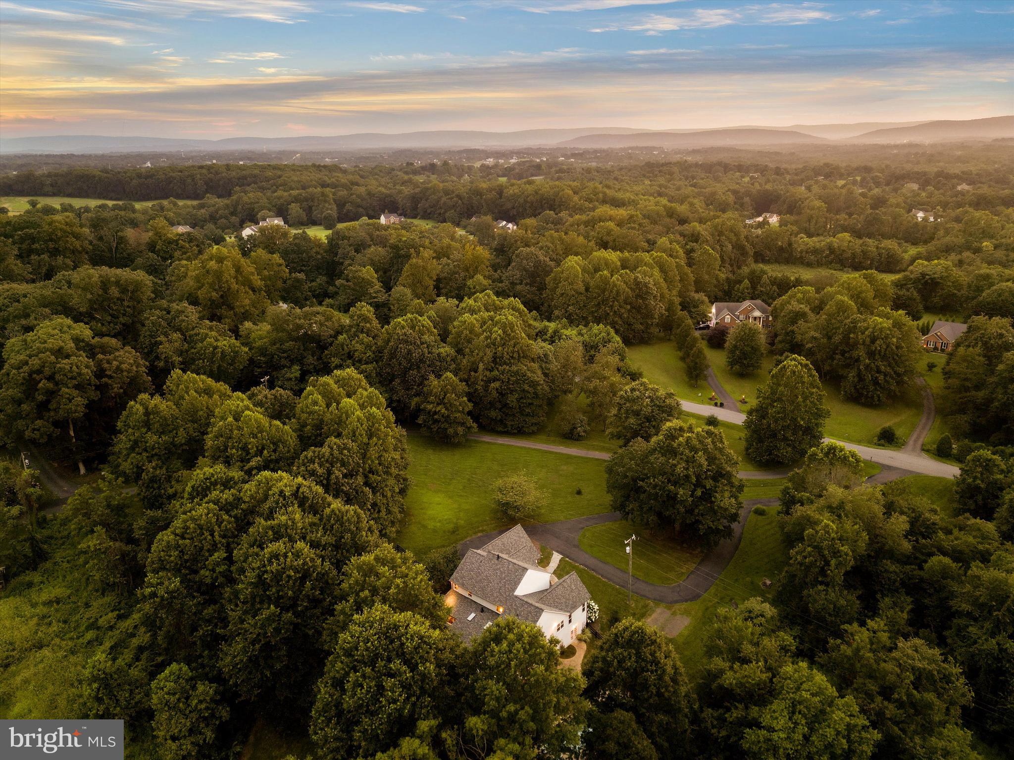 GOLDEN SPRINGS - Residential