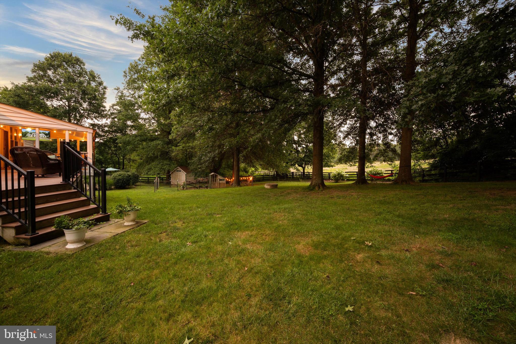 GOLDEN SPRINGS - Residential