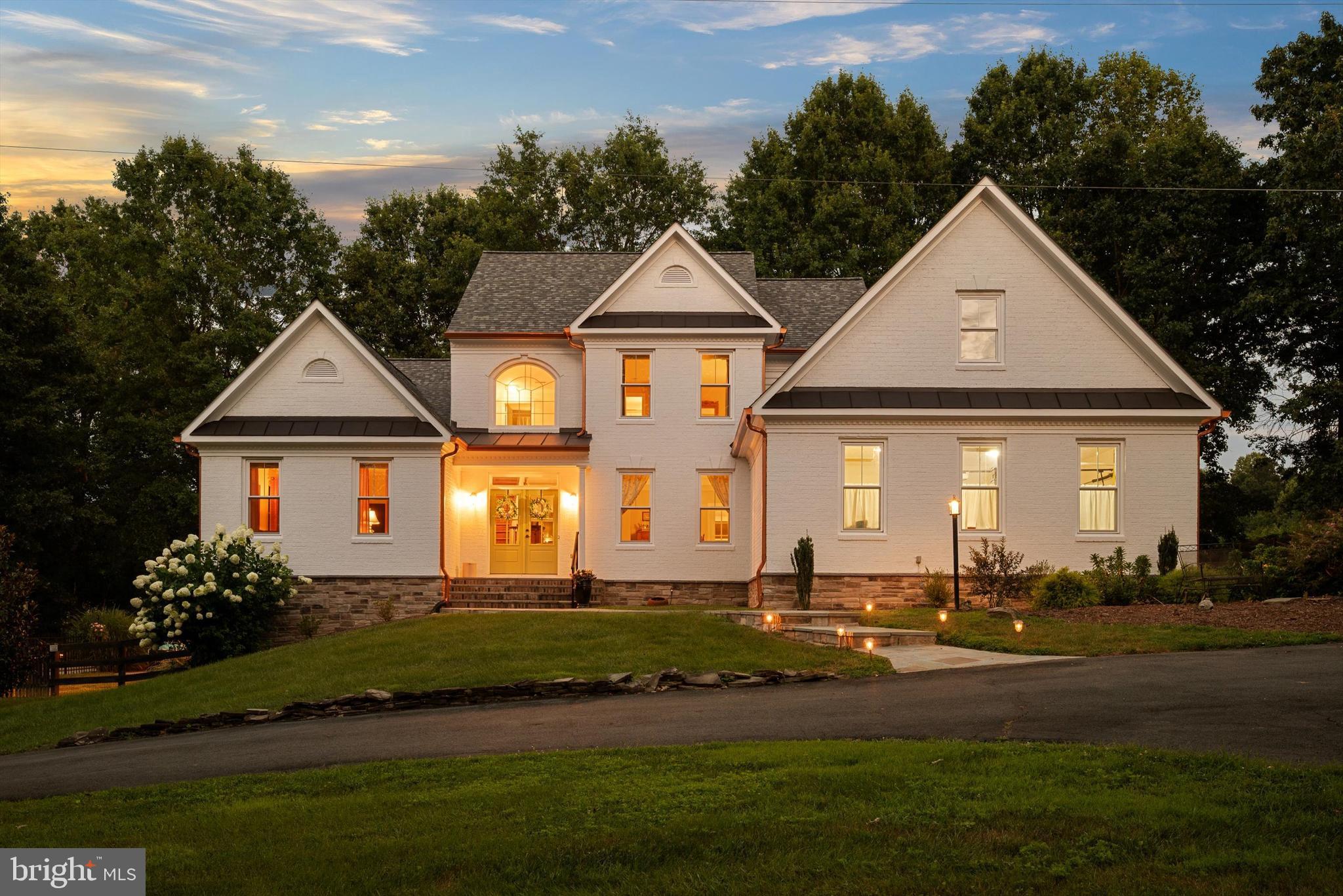 GOLDEN SPRINGS - Residential