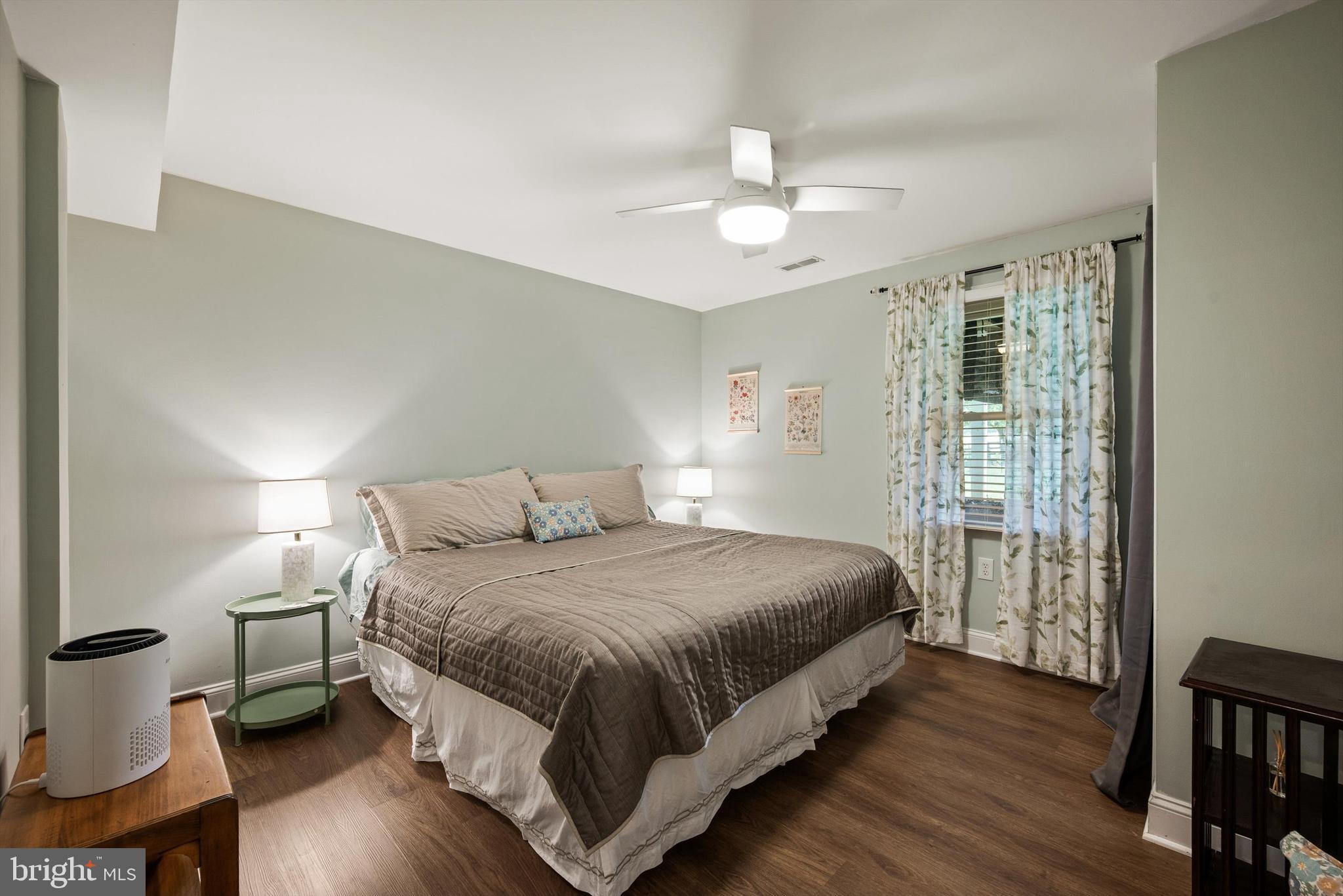 GOLDEN SPRINGS - Residential