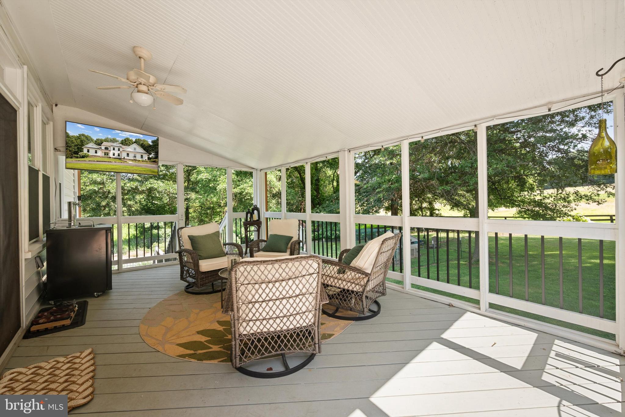 GOLDEN SPRINGS - Residential